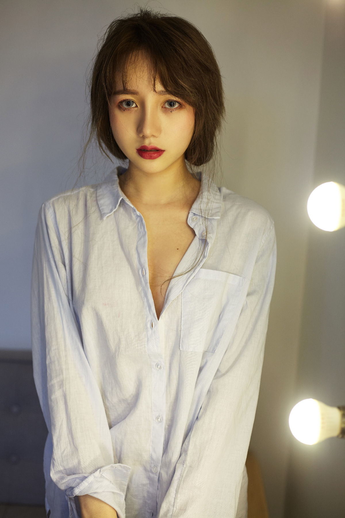 [萝莉COS] 洛丽塔大哥 - 灰衬衫