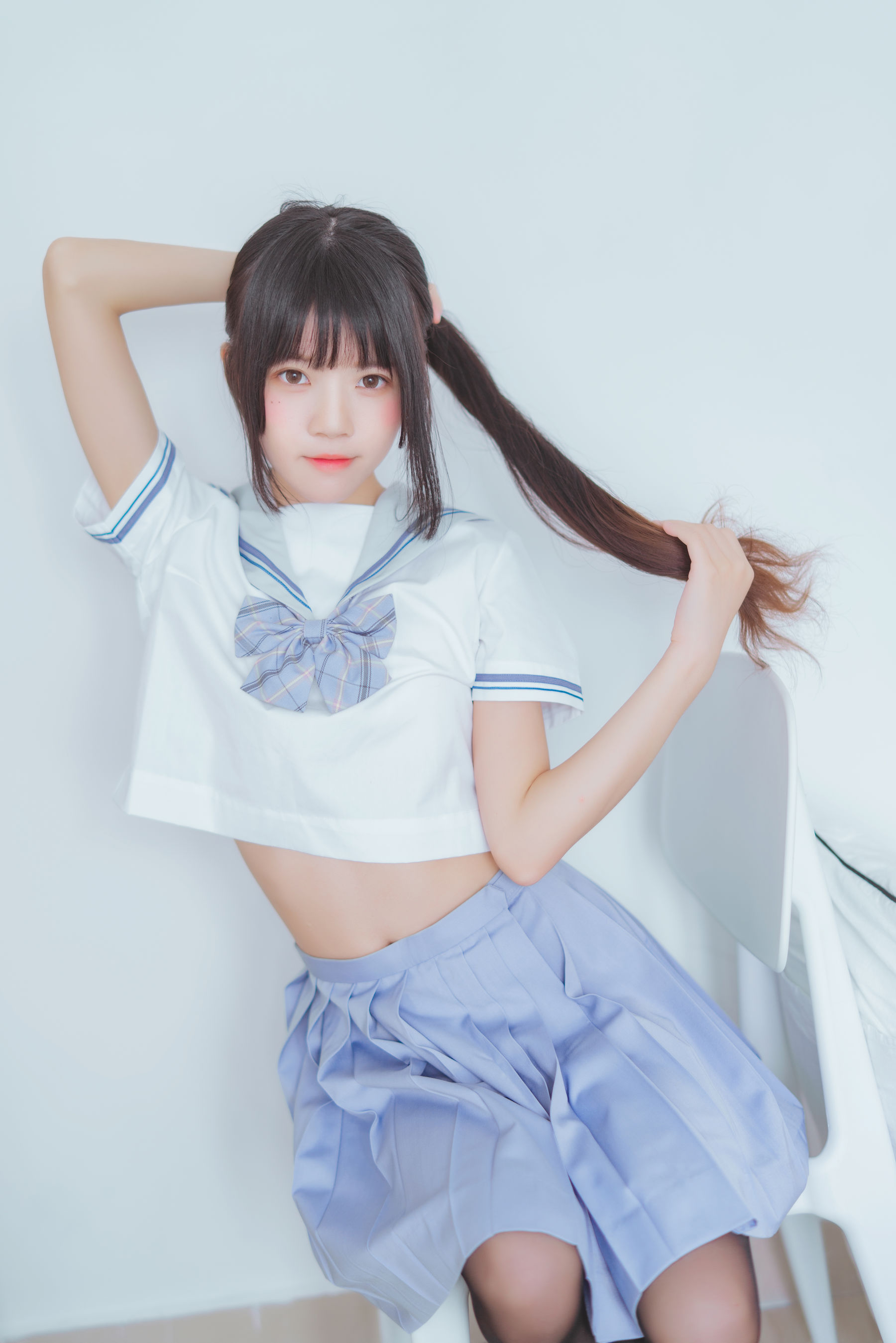 [萝莉COS] 桜桃喵 - 校服黑丝