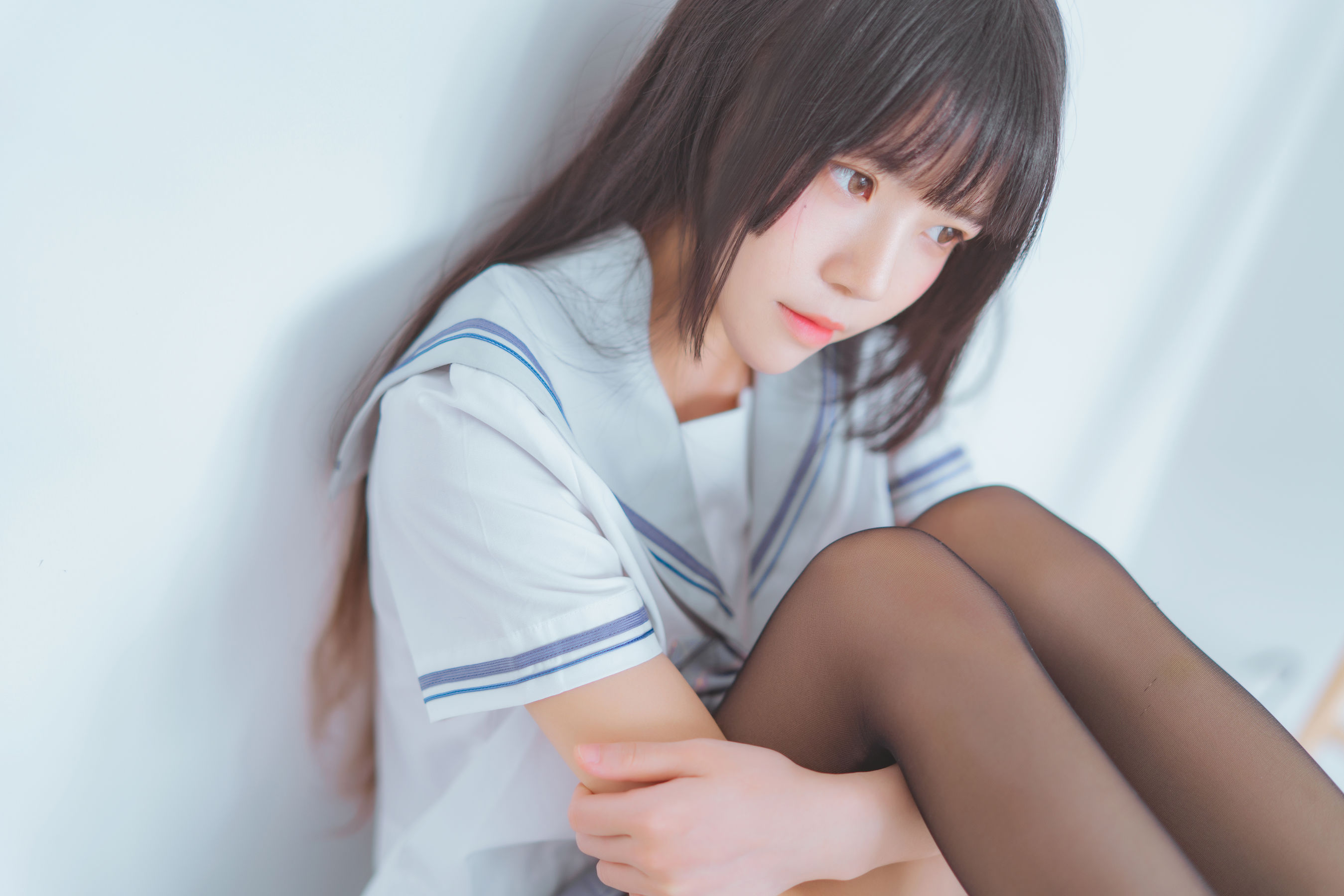 [萝莉COS] 桜桃喵 - 校服黑丝