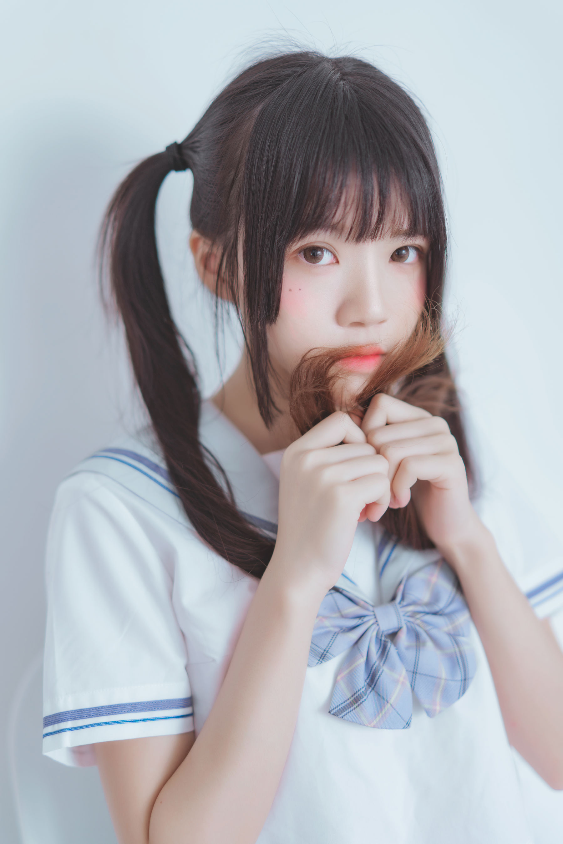 [萝莉COS] 桜桃喵 - 校服黑丝