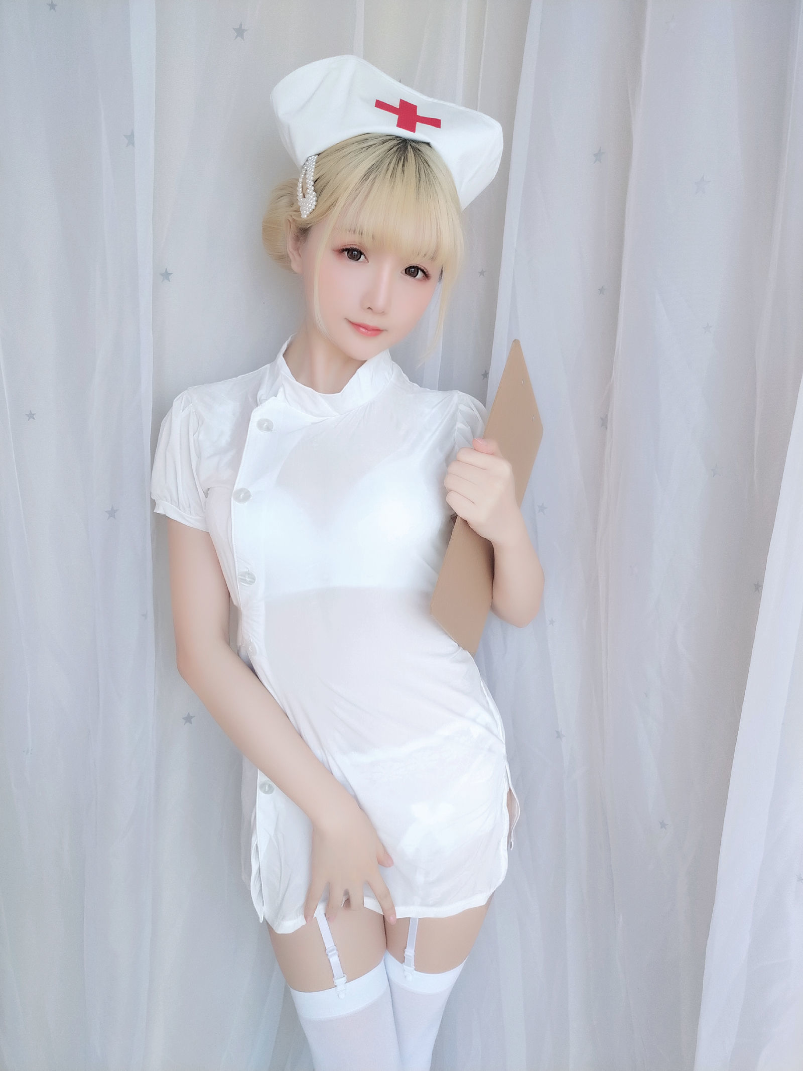 [萝莉COS] 星之迟迟 VOL.17 夜勤病栋