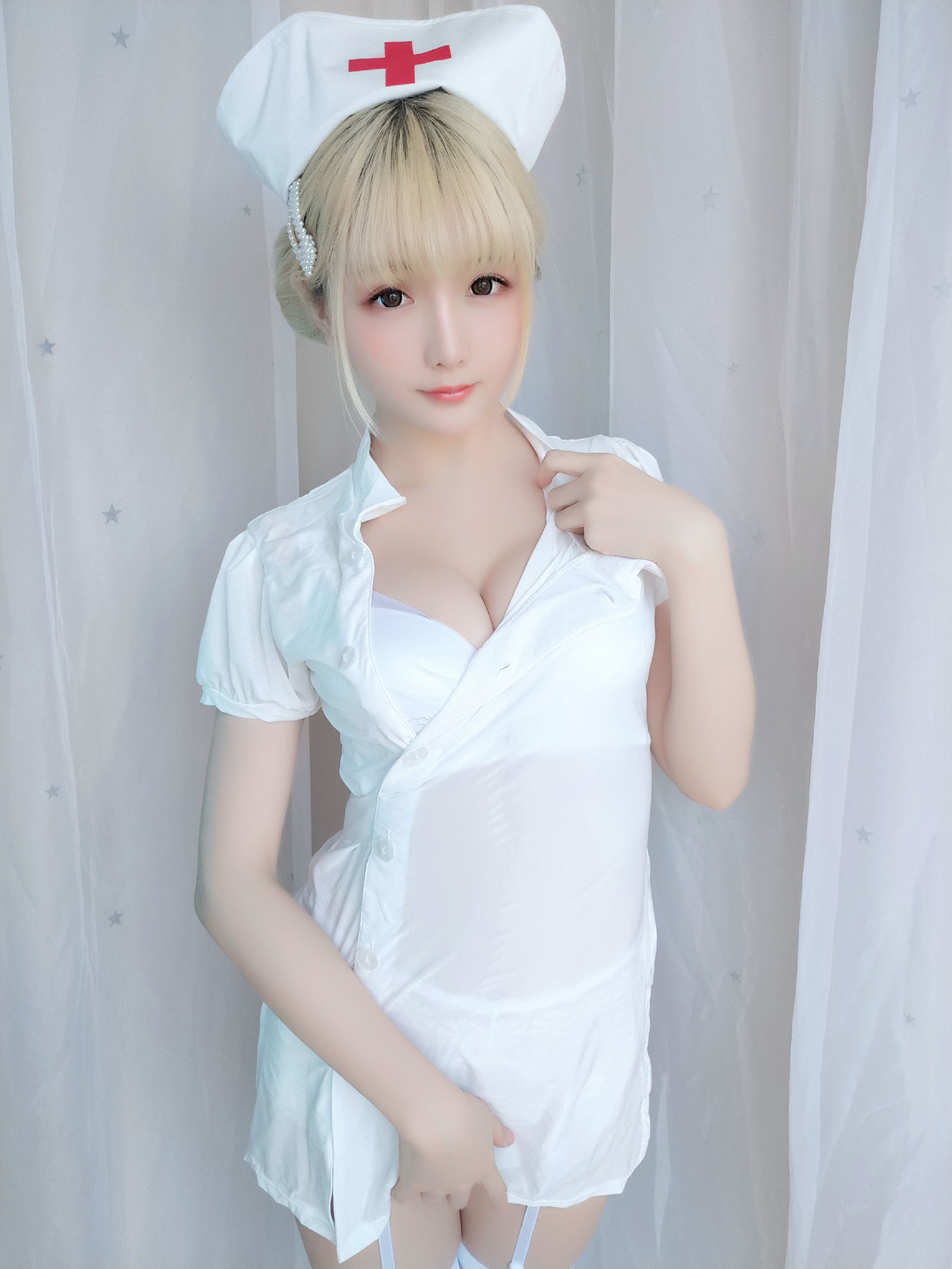 [萝莉COS] 星之迟迟 VOL.17 夜勤病栋