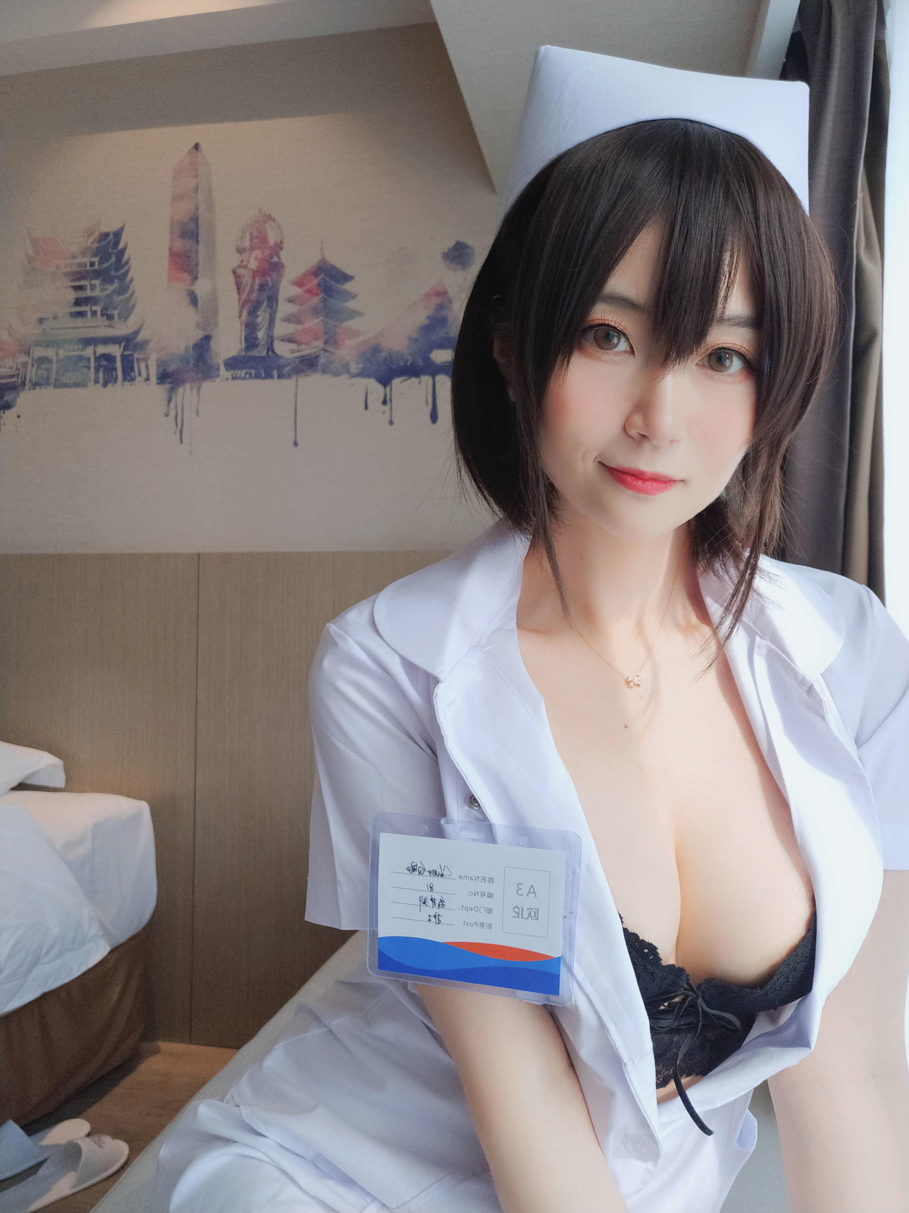 [萝莉COS] 白银 - 短发小护士