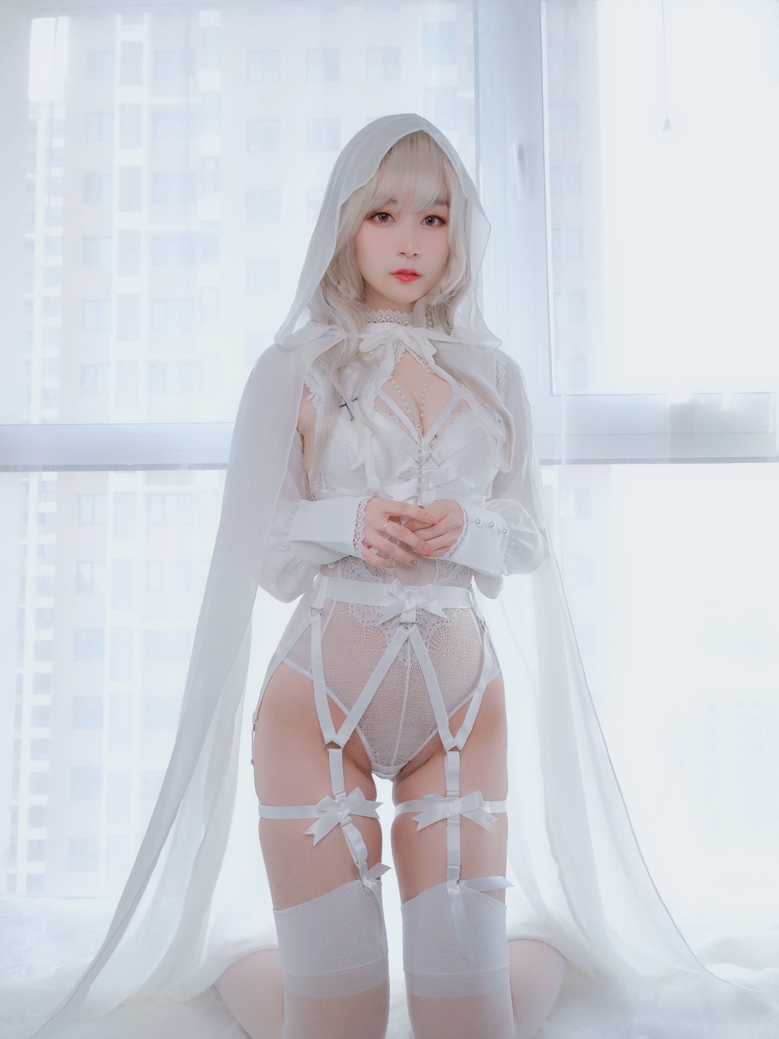[萝莉COS] 白银 - 纯白圣女