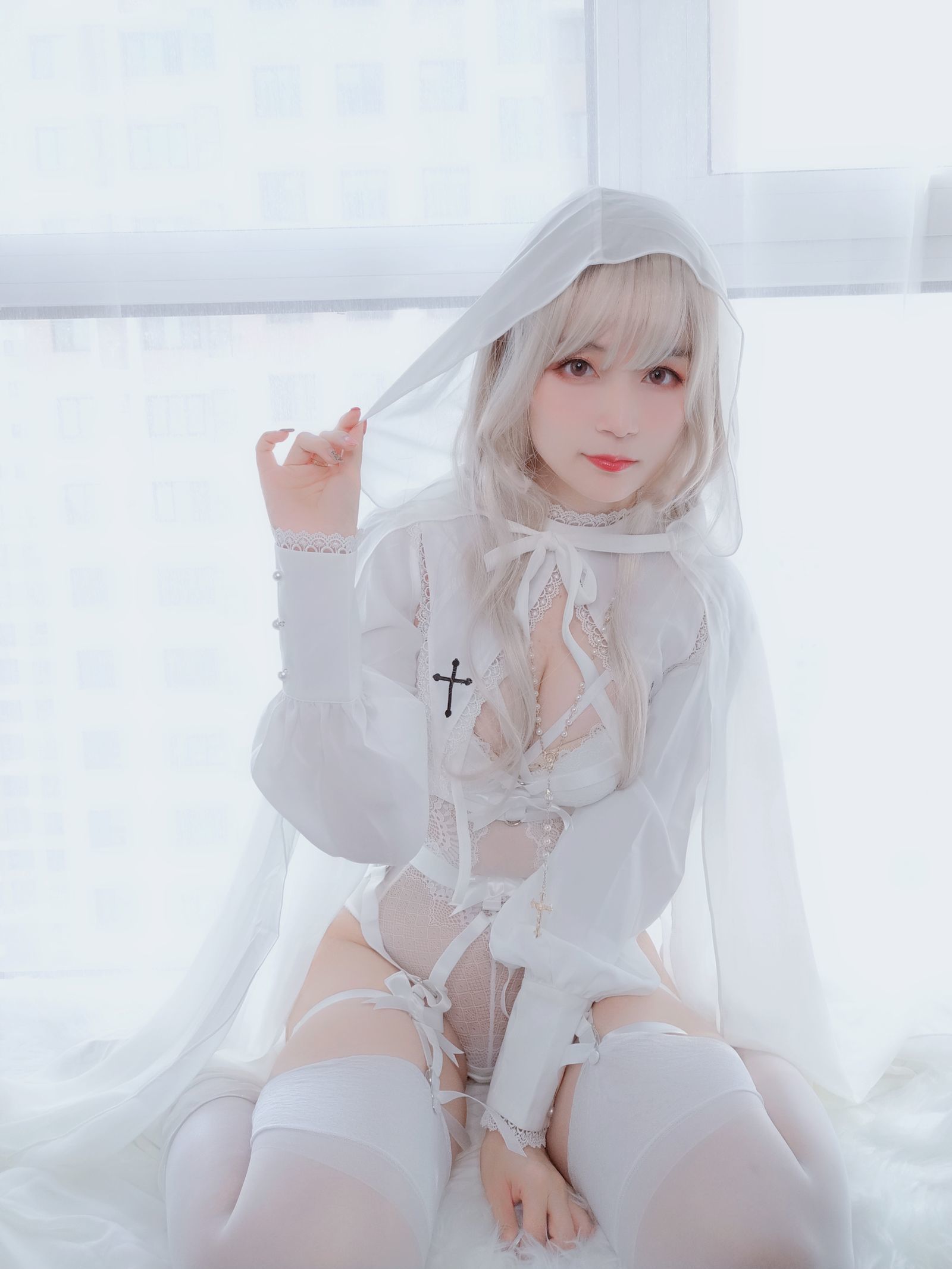 [萝莉COS] 白银 - 纯白圣女