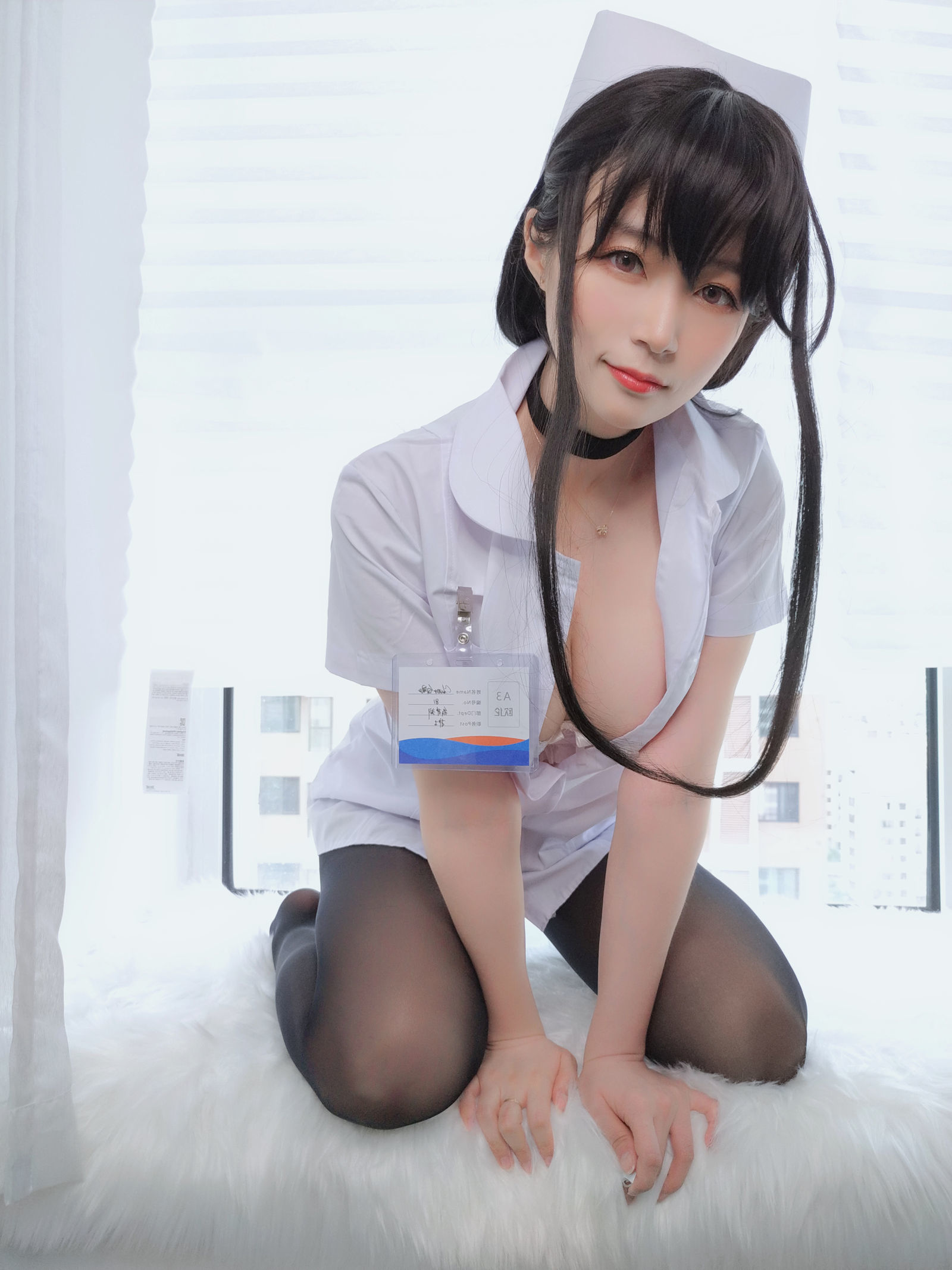 [萝莉COS] 白银 - 长发小护士