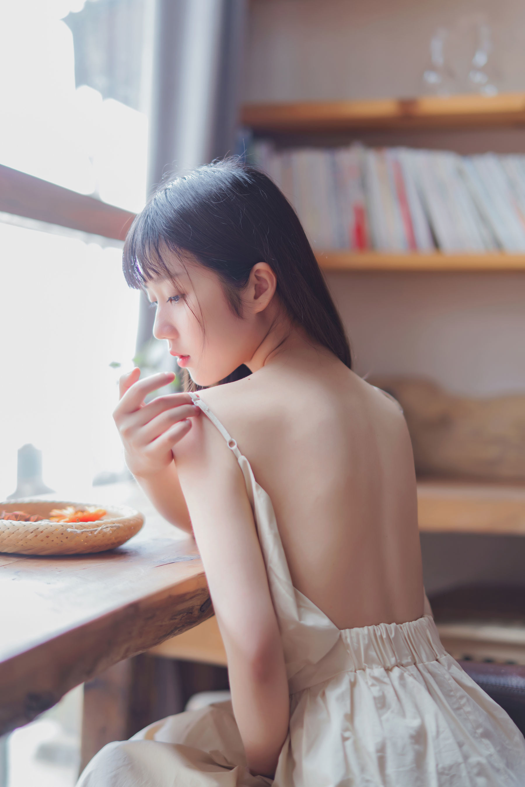 [萝莉COS] 微博福利姬镜酱 - 空镜