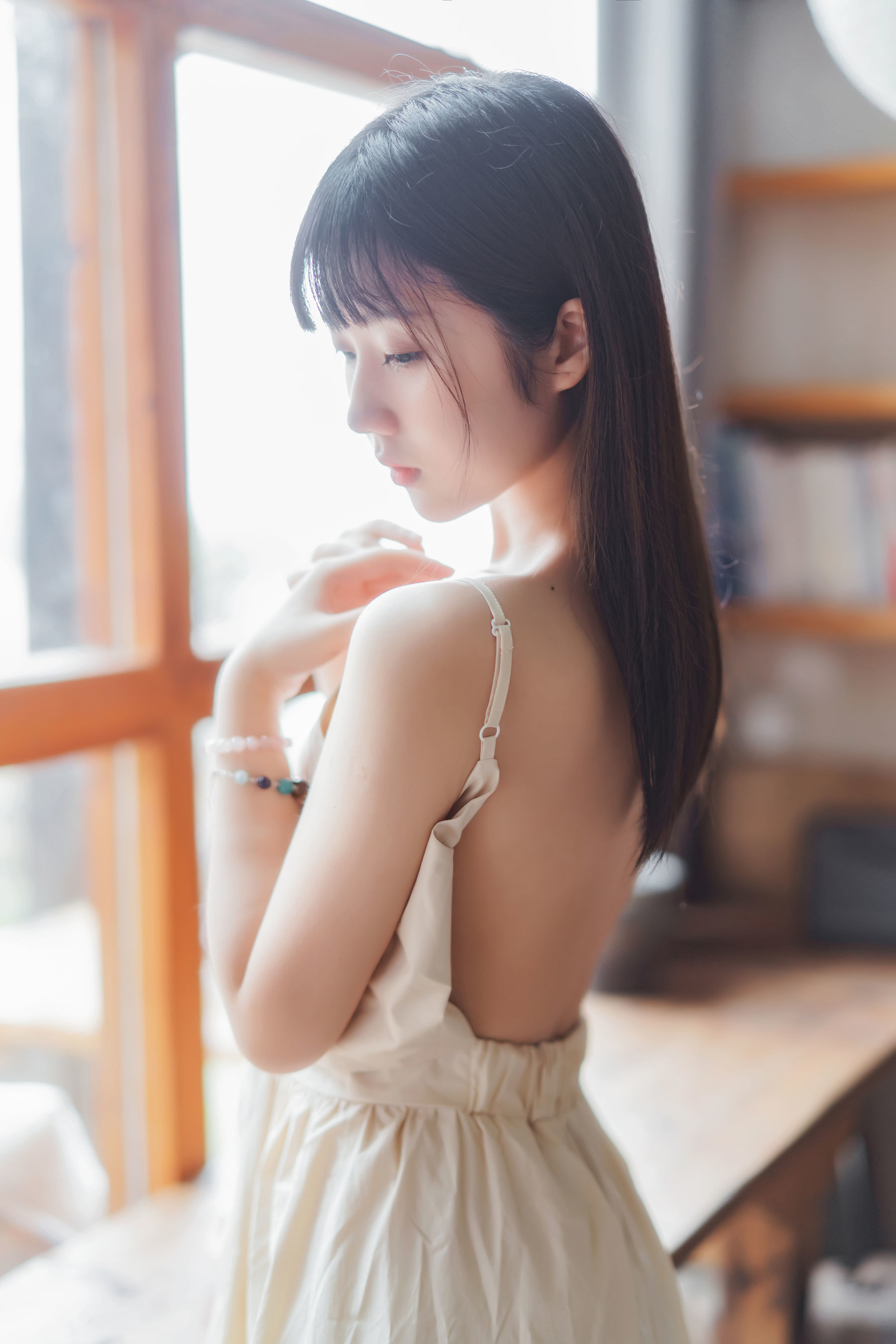 [萝莉COS] 微博福利姬镜酱 - 空镜