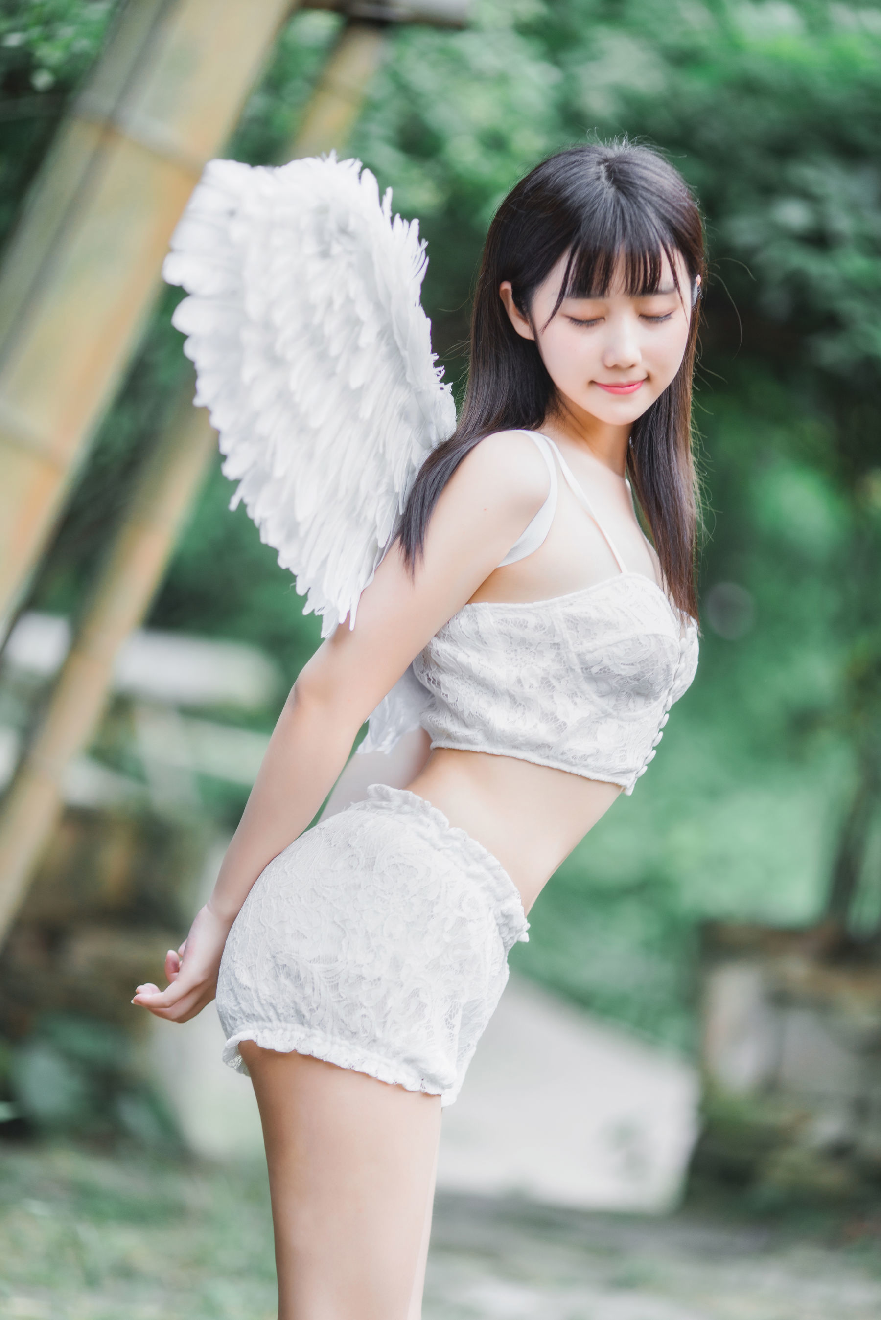[萝莉COS] 微博福利姬镜酱 - 空镜