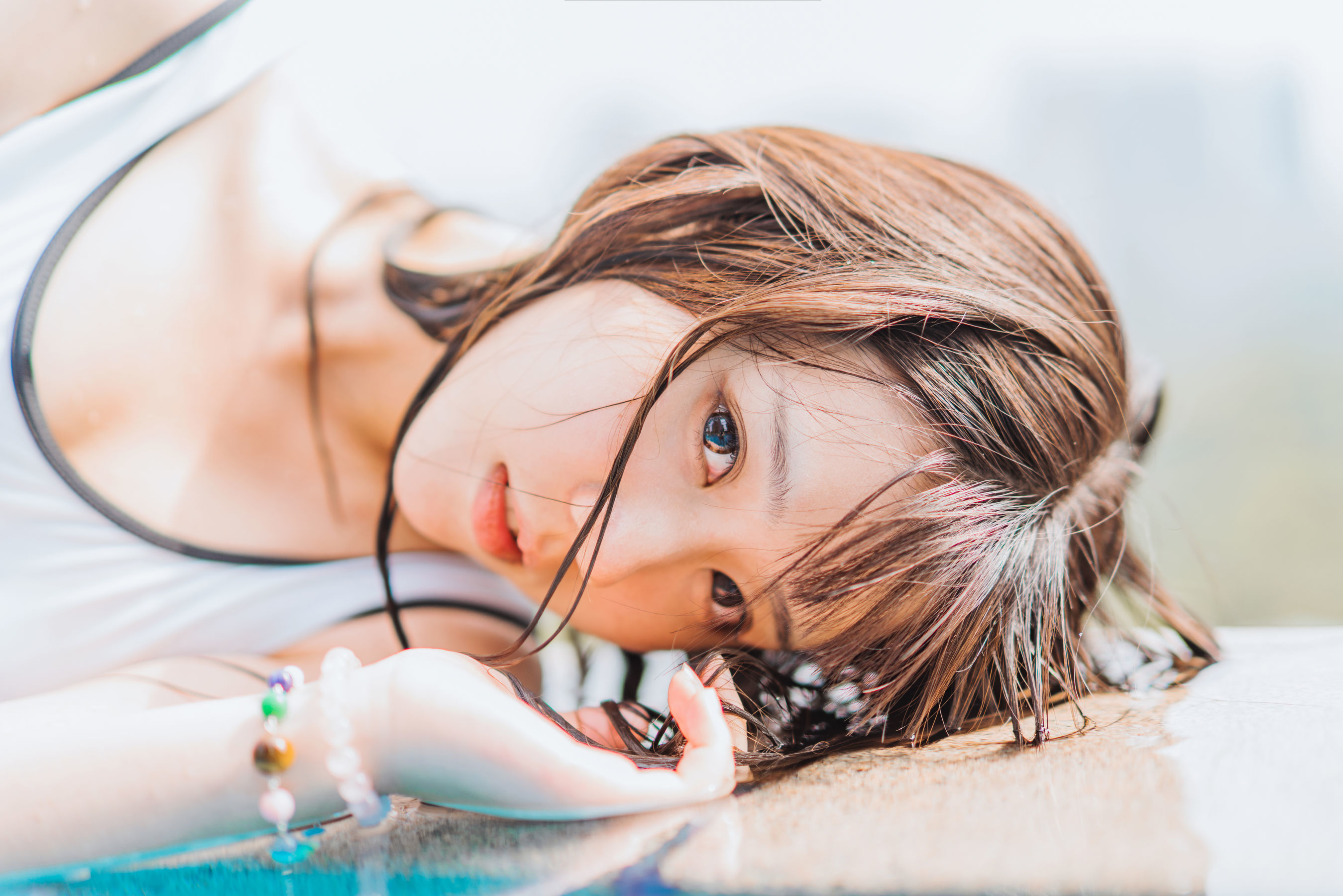 [萝莉COS] 微博福利姬镜酱 - 空镜