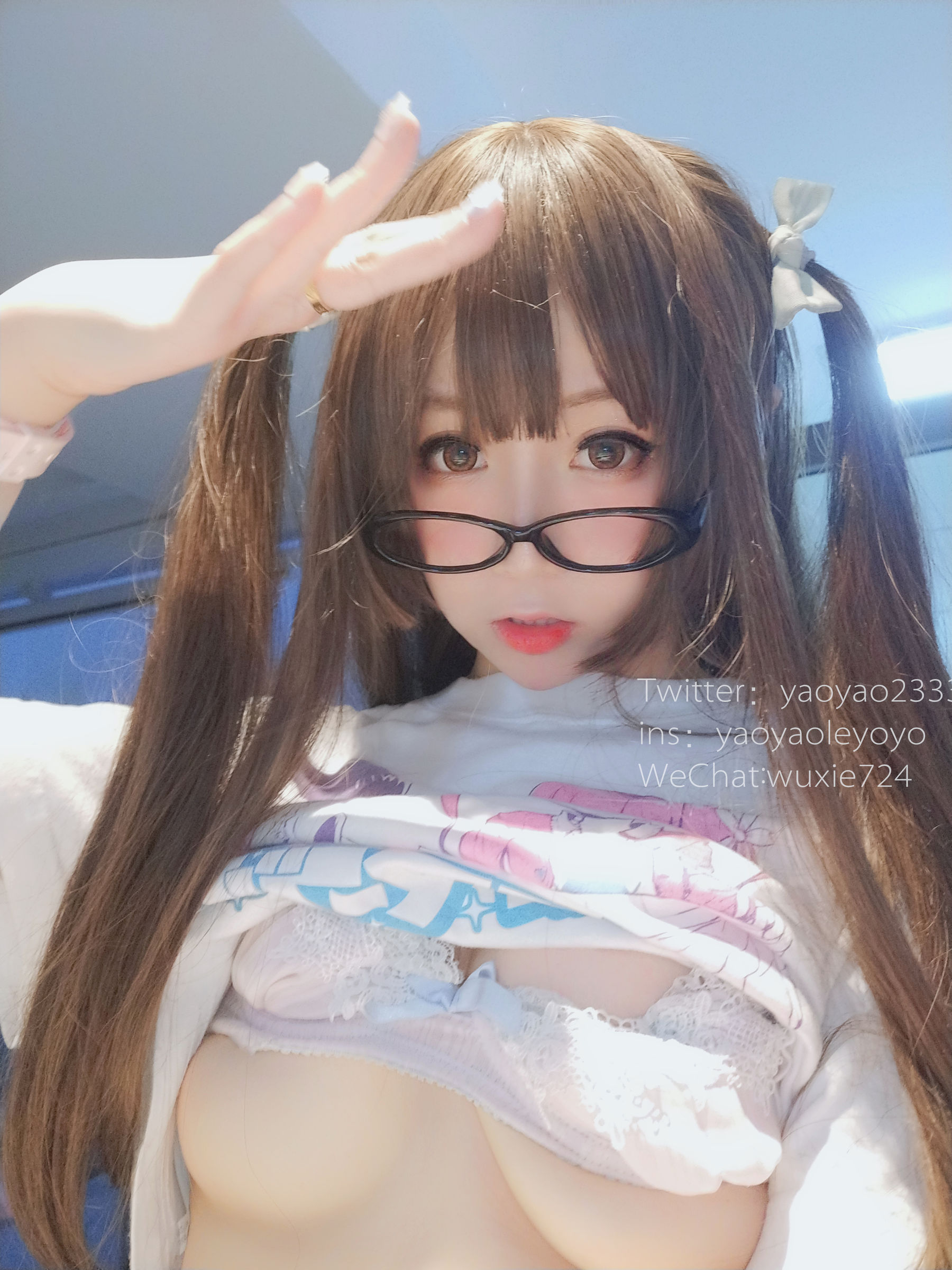 [萝莉COS] 摇摇乐yoyo - 浴巾风情