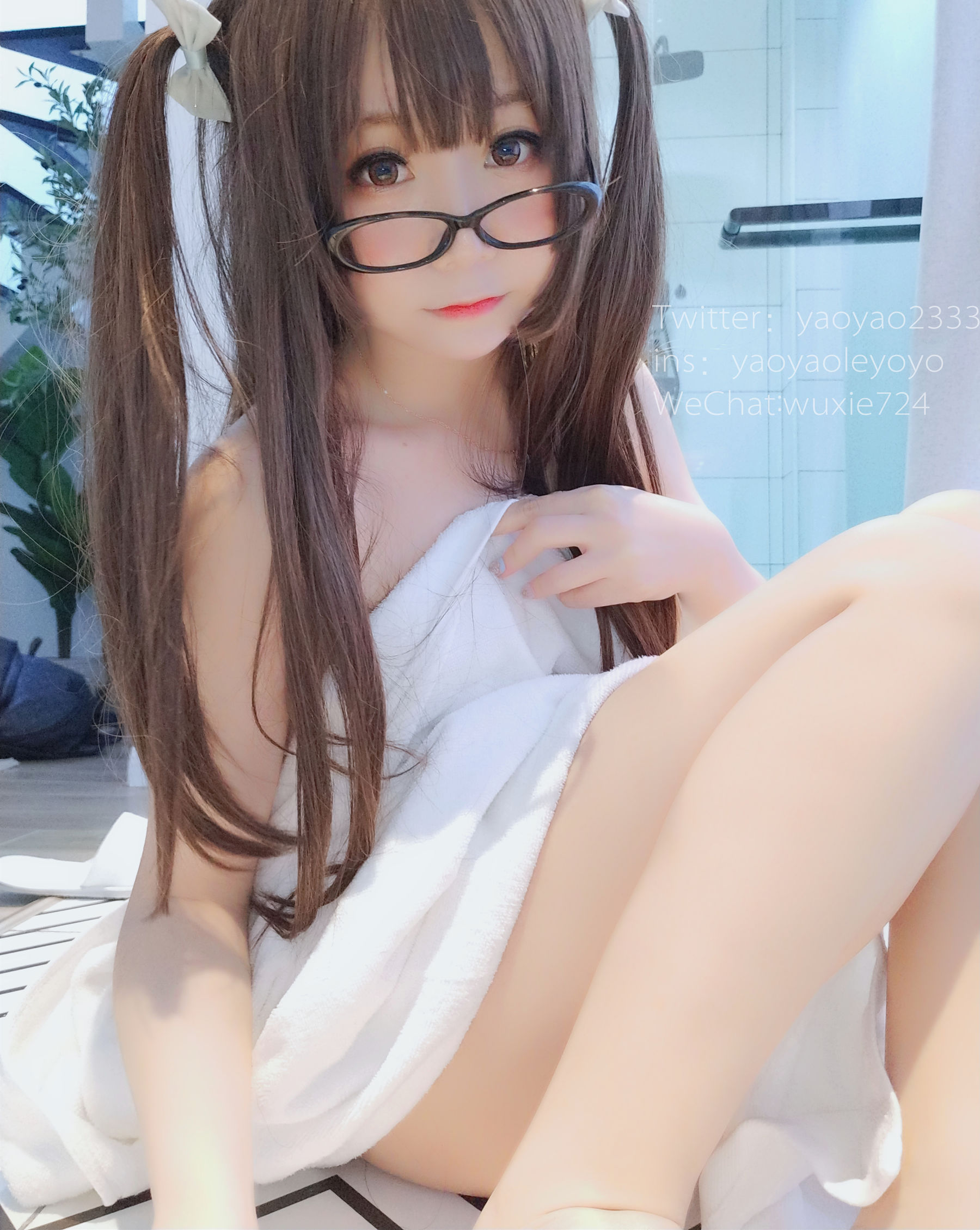 [萝莉COS] 摇摇乐yoyo - 浴巾风情