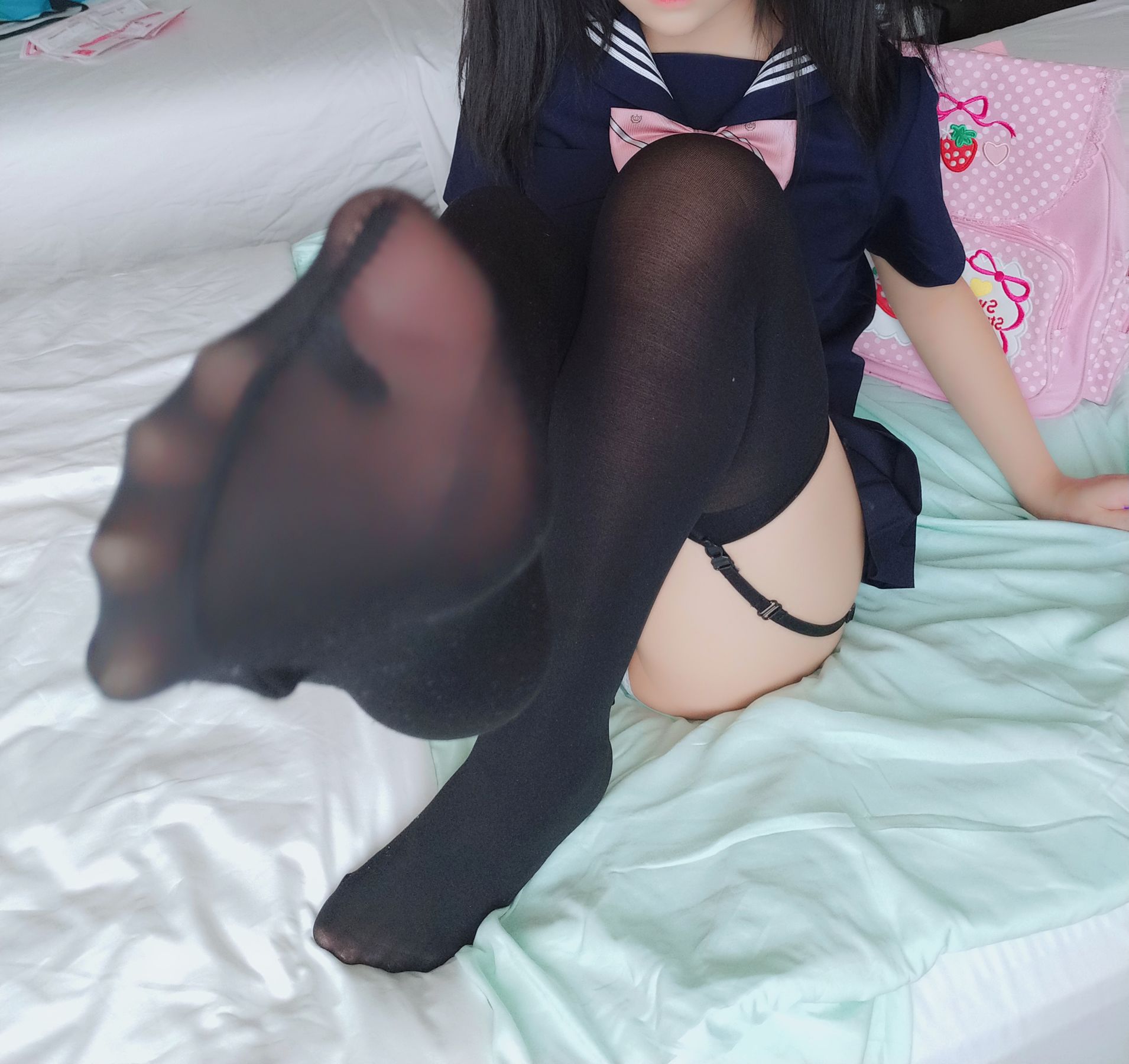 [萝莉COS] 摇摇乐yoyo - 诱人小学妹