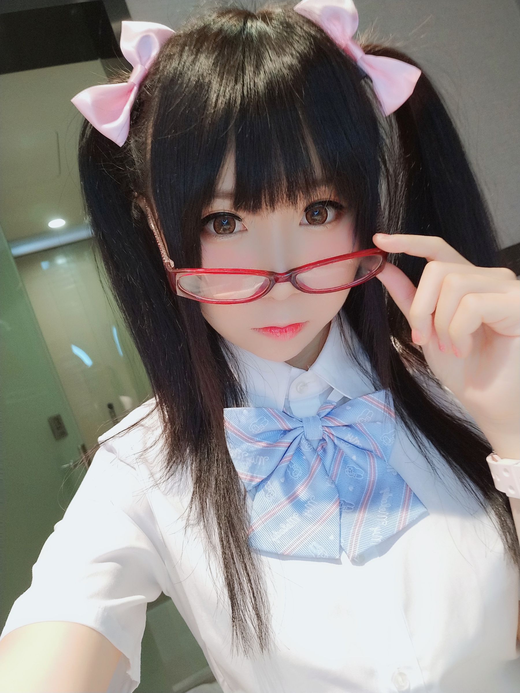 [萝莉COS] 摇摇乐yoyo - 诱人小学妹