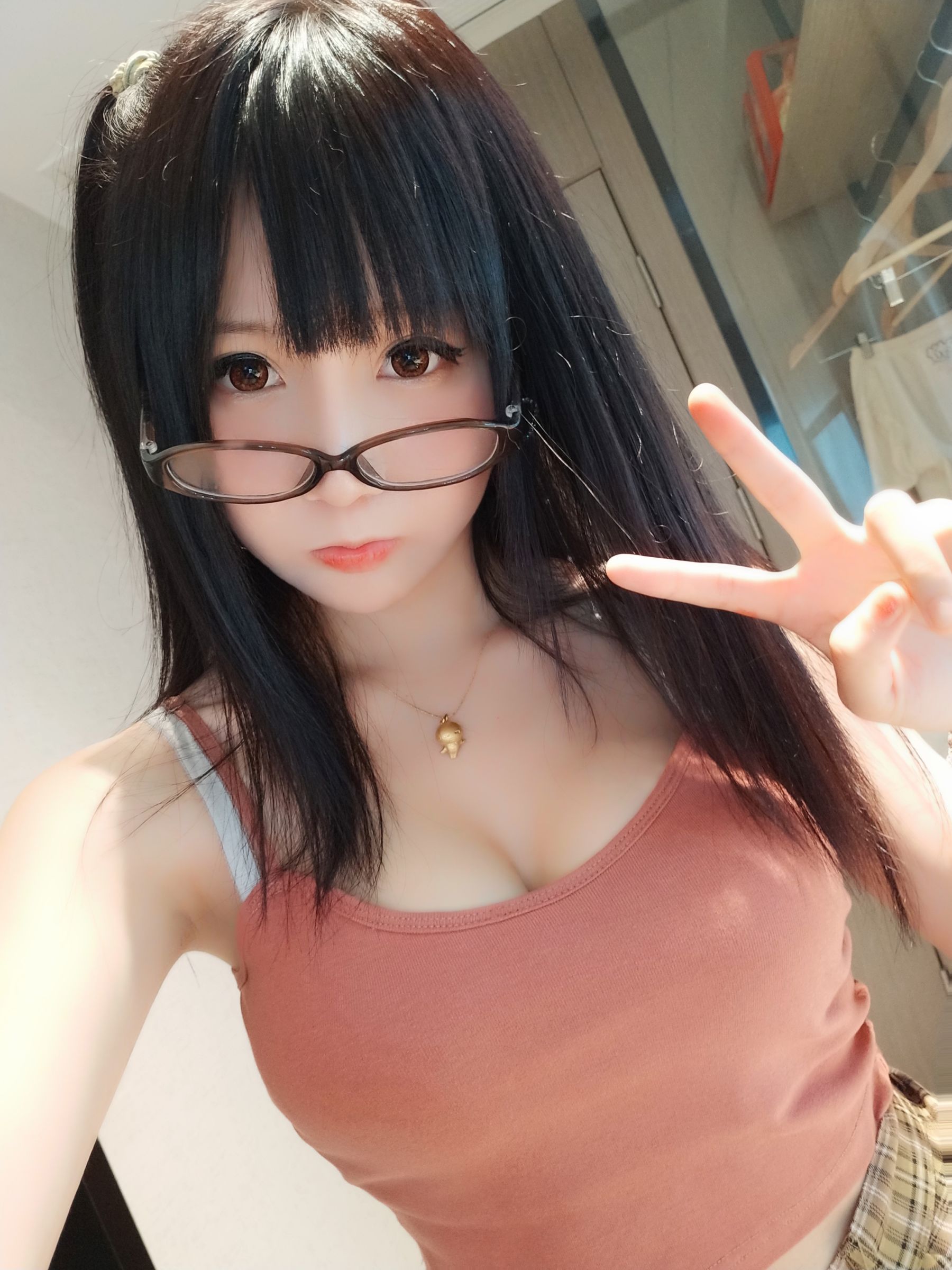 [萝莉COS] 摇摇乐yoyo - 诱人小学妹