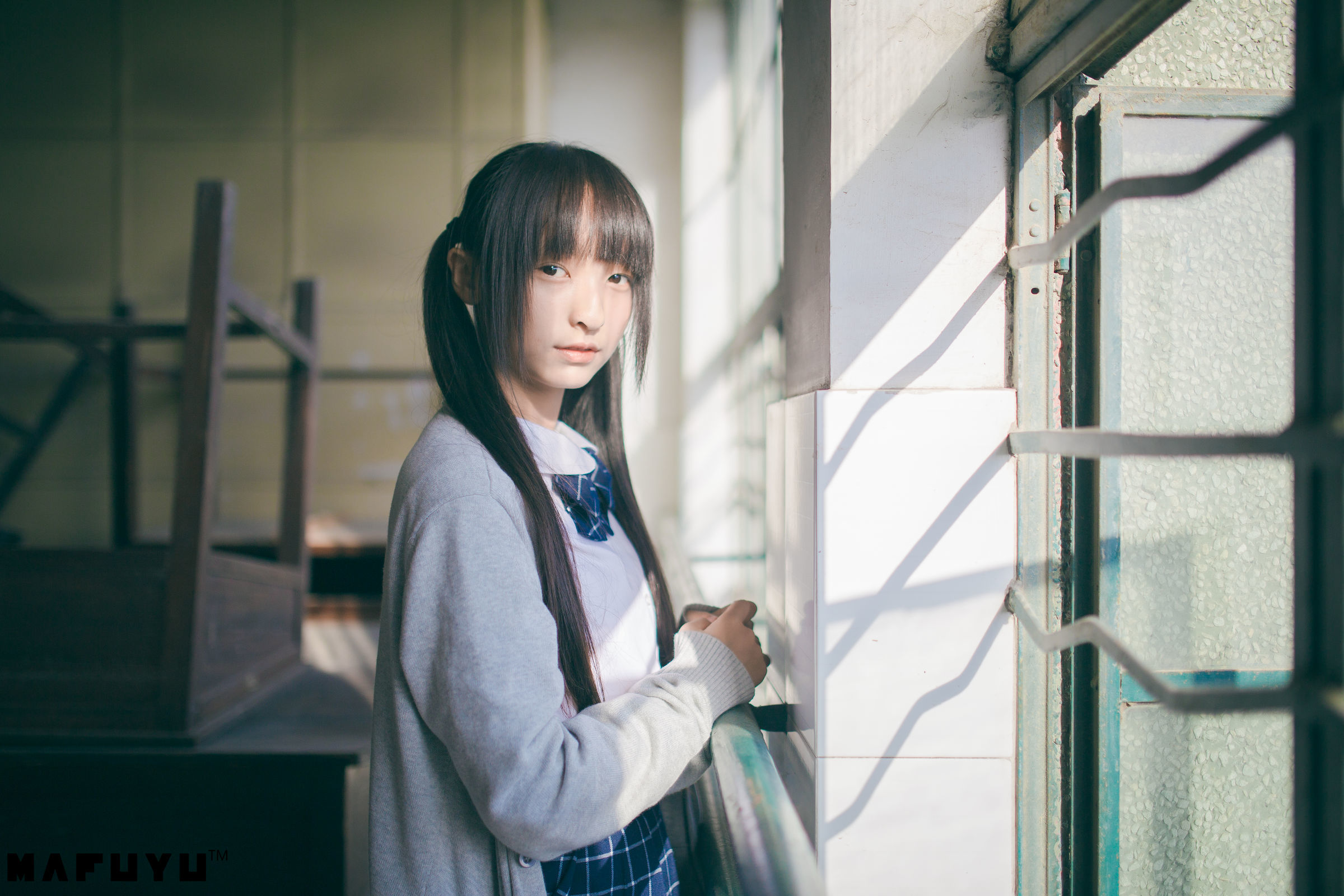 [萝莉COS] 神楽板真冬 阳光校服系列套图