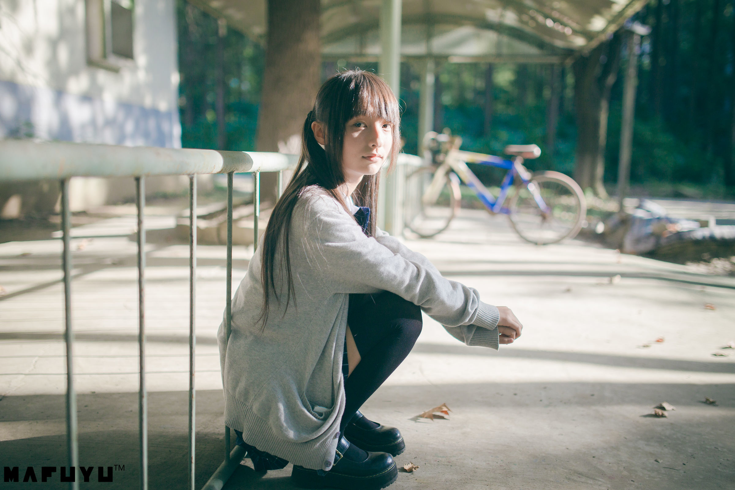 [萝莉COS] 神楽板真冬 阳光校服系列套图