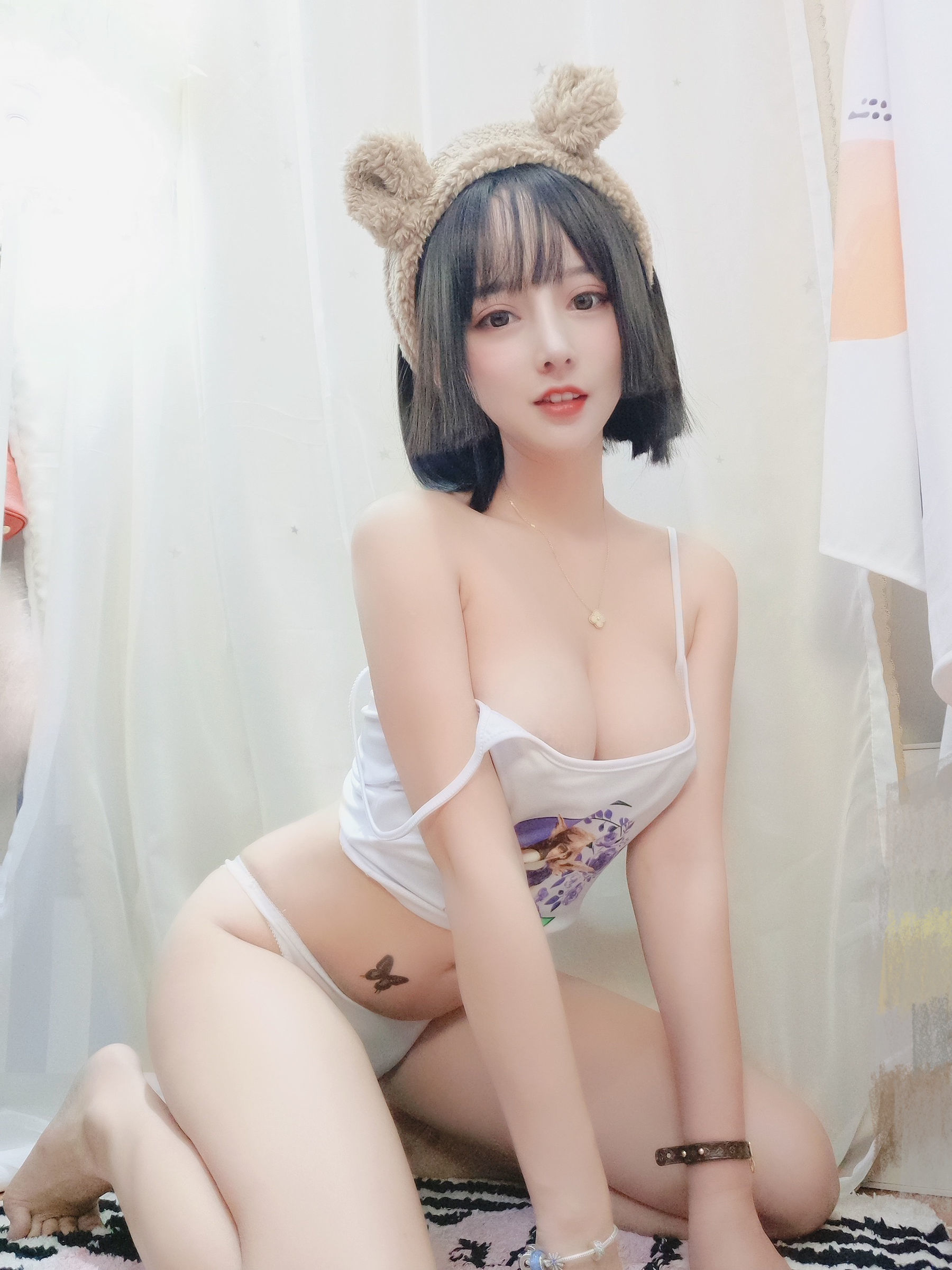 [萝莉COS] 斗鱼米线线sama - 小可爱熊妹