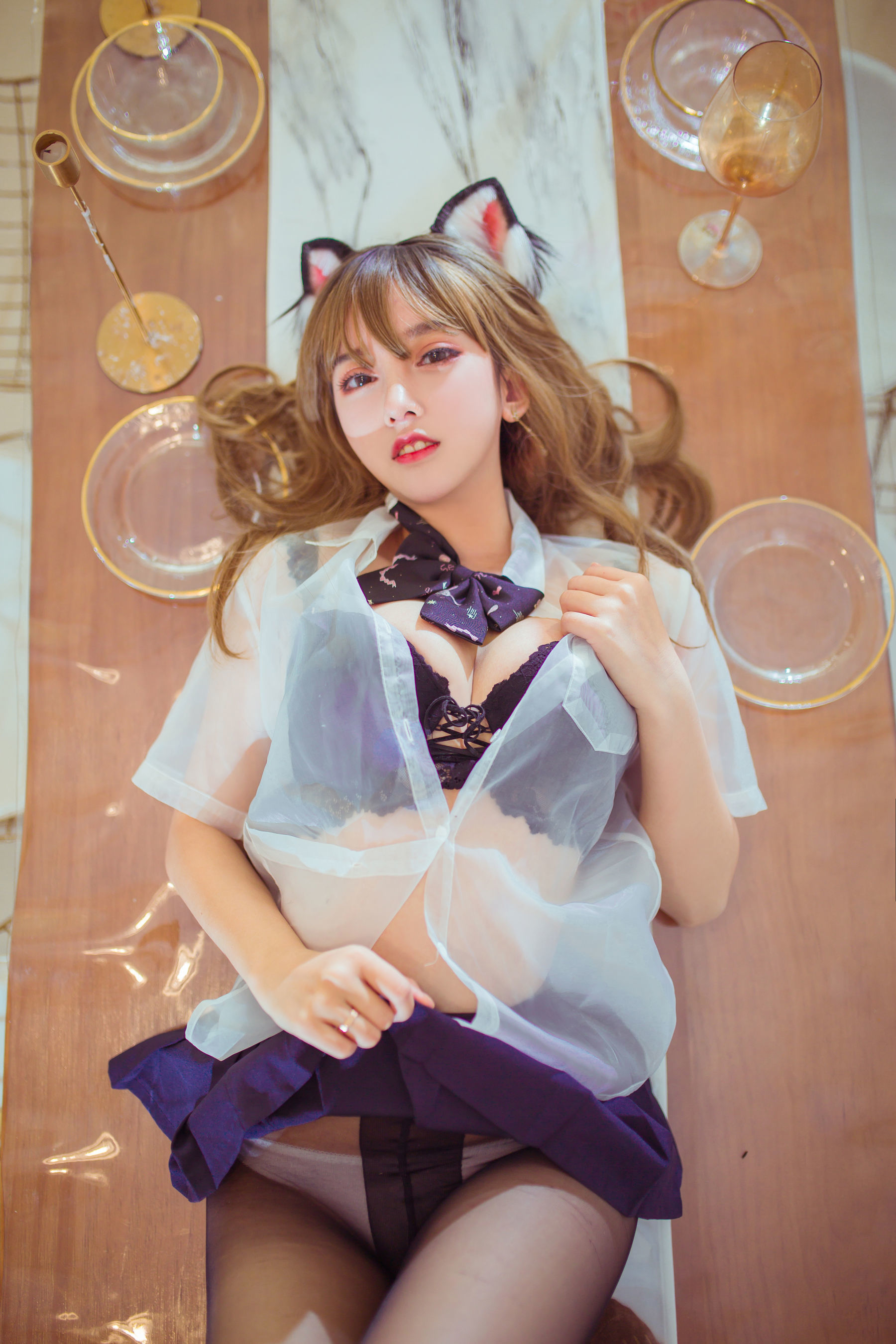 [萝莉COS] 斗鱼米线线sama - 阳台黑丝性感猫咪