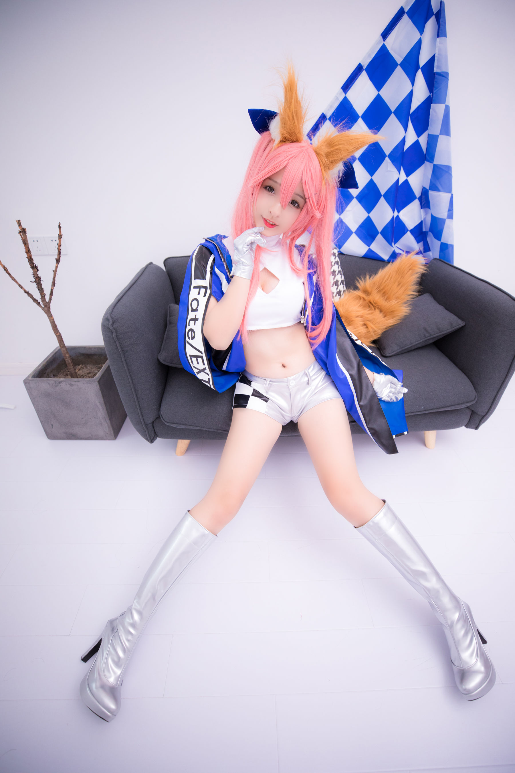 [萝莉COS] 神楽板真冬 目標はあなた、エンジン全開！！