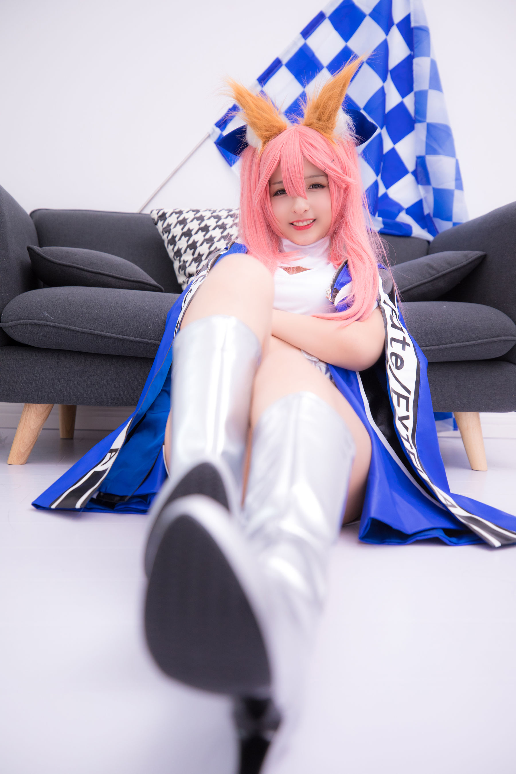 [萝莉COS] 神楽板真冬 目標はあなた、エンジン全開！！