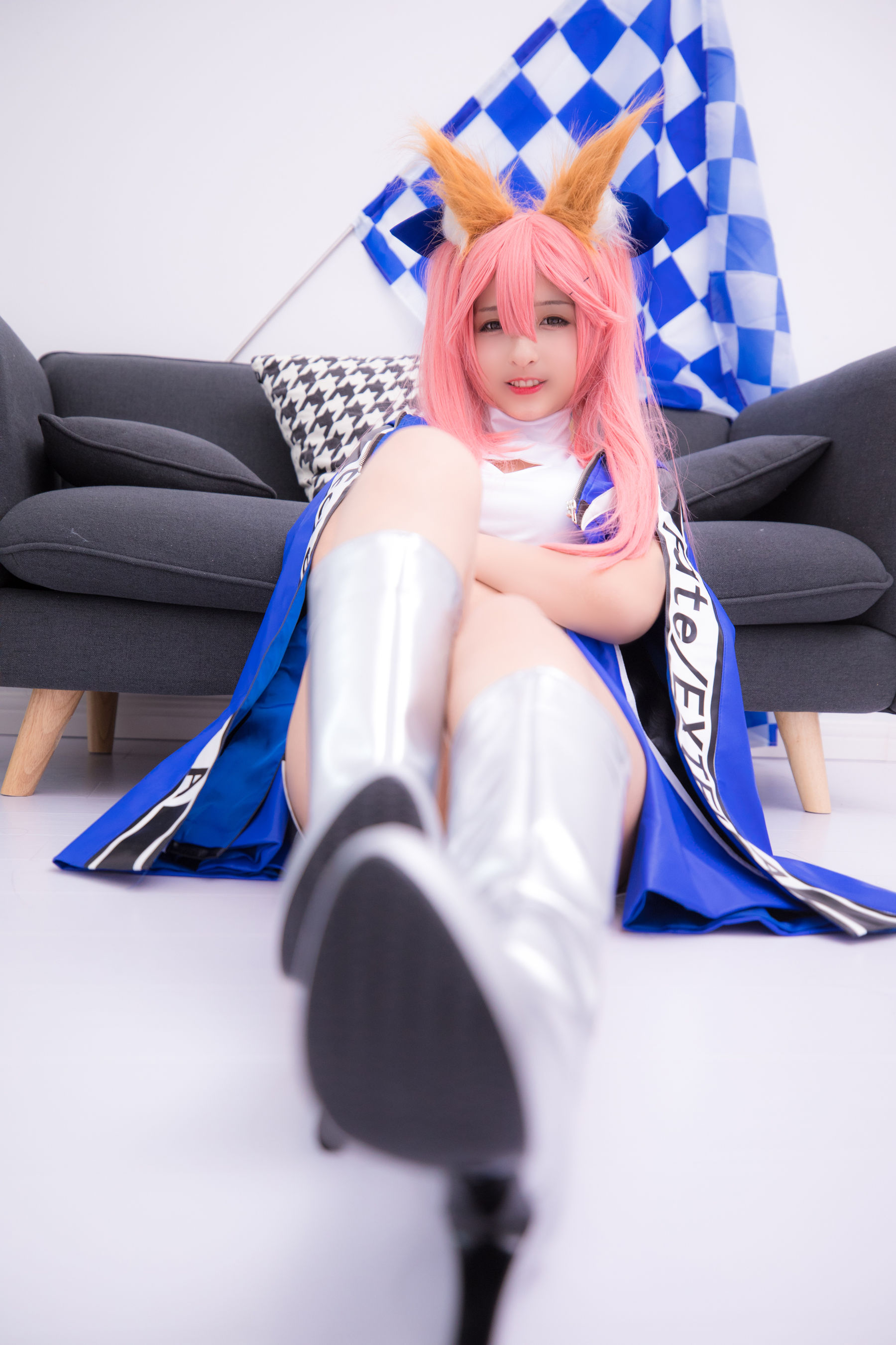 [萝莉COS] 神楽板真冬 目標はあなた、エンジン全開！！