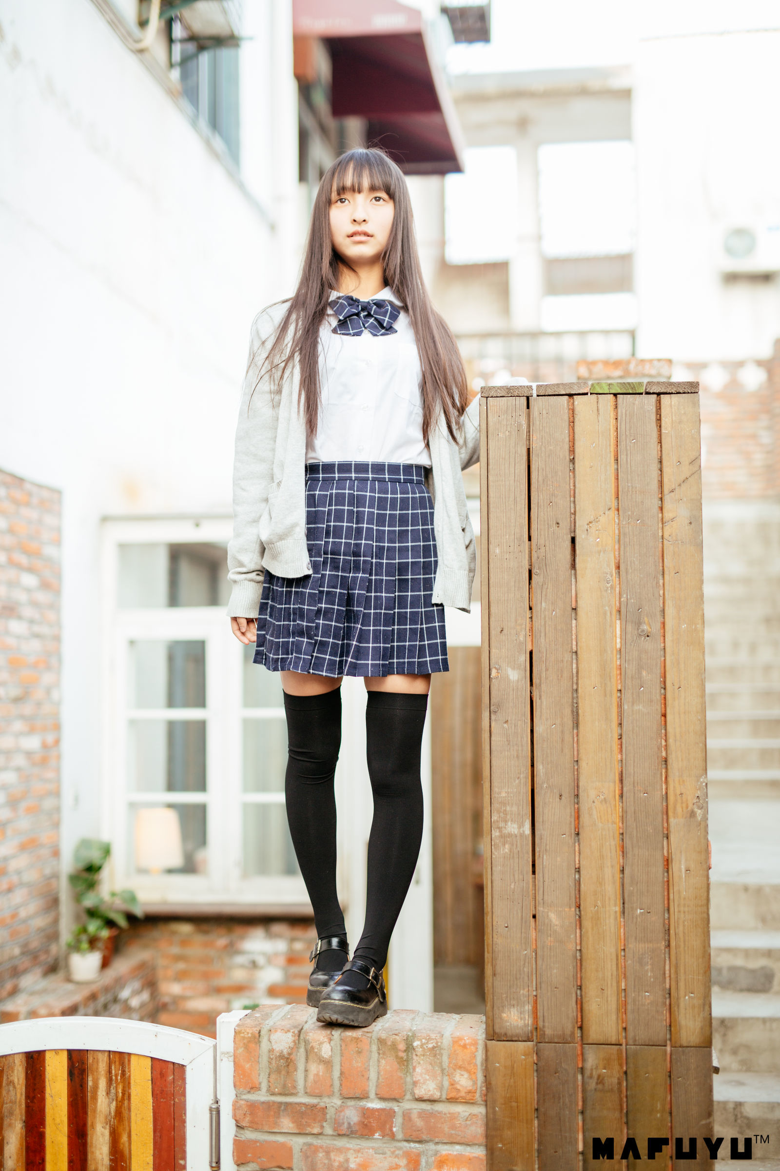 [萝莉COS] 神楽板真冬 JK学生系列套图