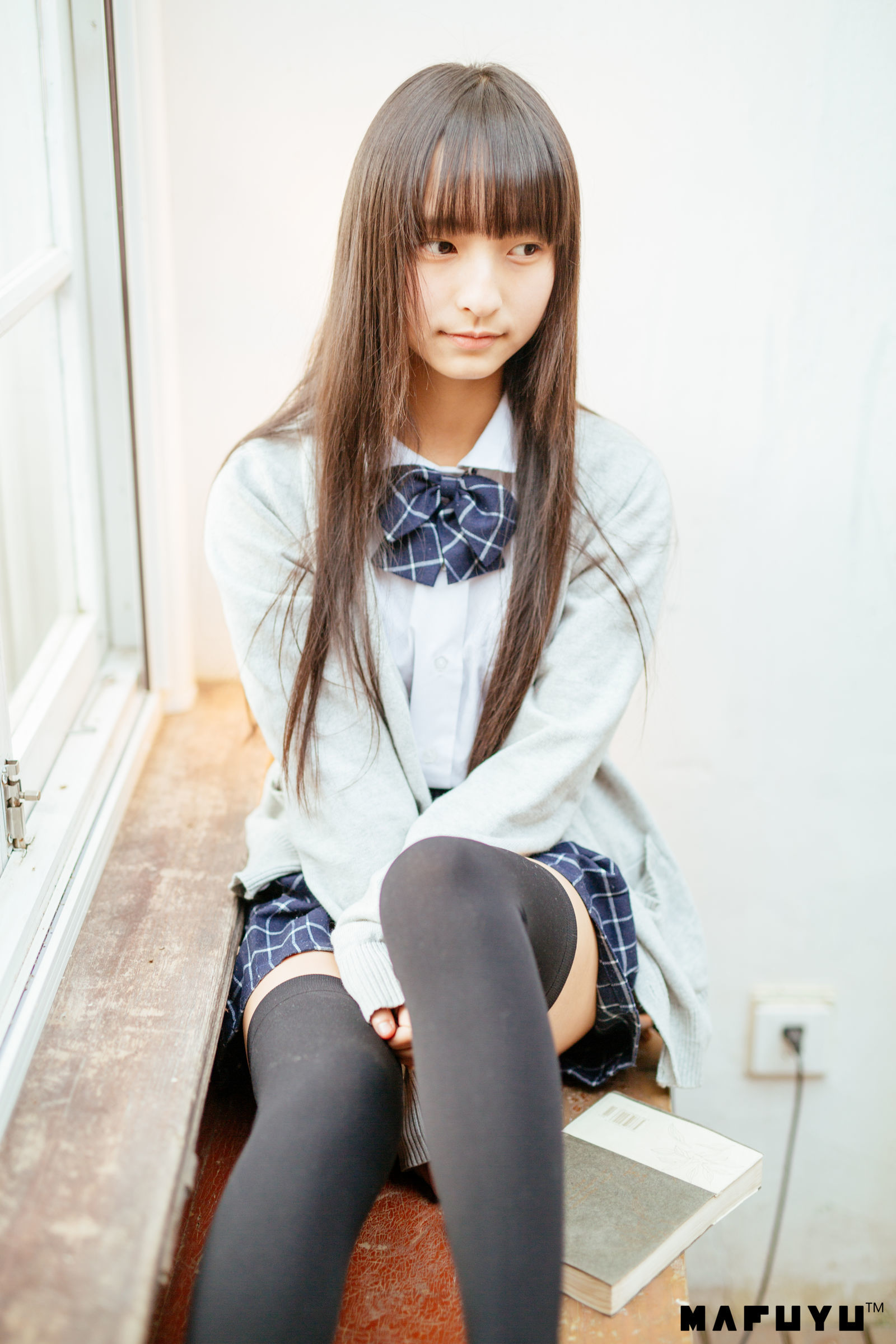 [萝莉COS] 神楽板真冬 JK学生系列套图