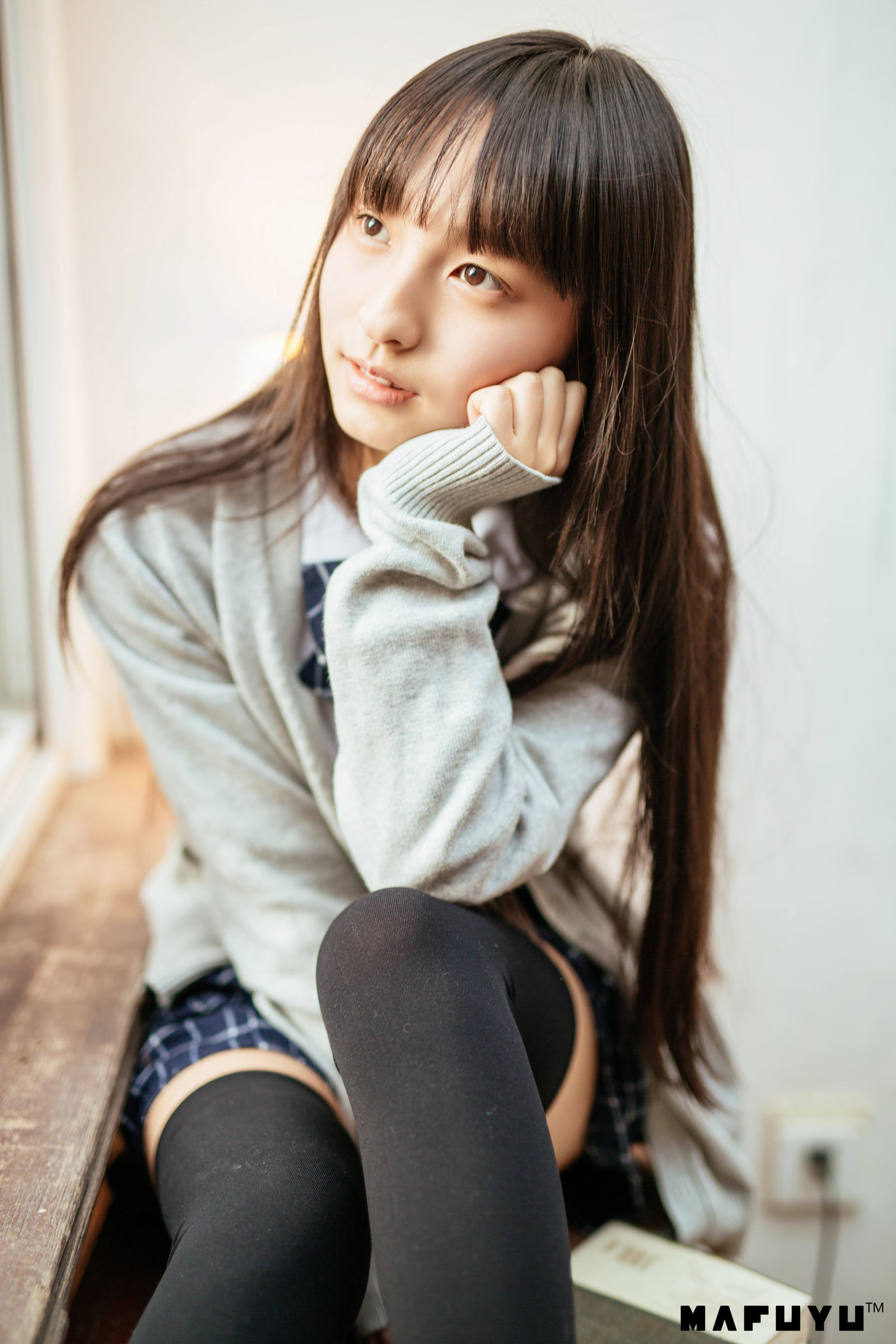 [萝莉COS] 神楽板真冬 JK学生系列套图