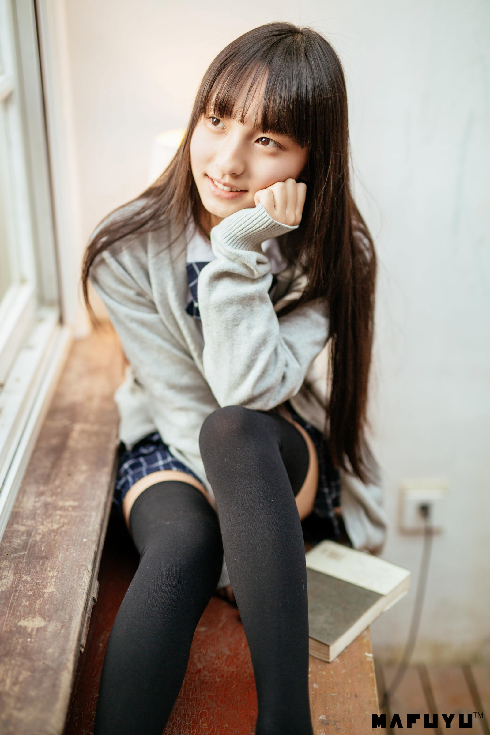 [萝莉COS] 神楽板真冬 JK学生系列套图
