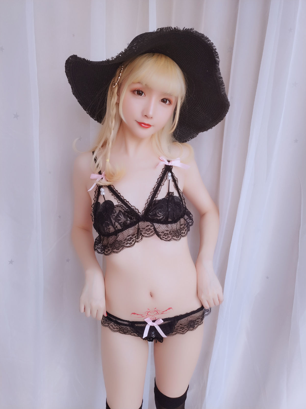 [萝莉COS] 星之迟迟 VOL.06 假日快乐包