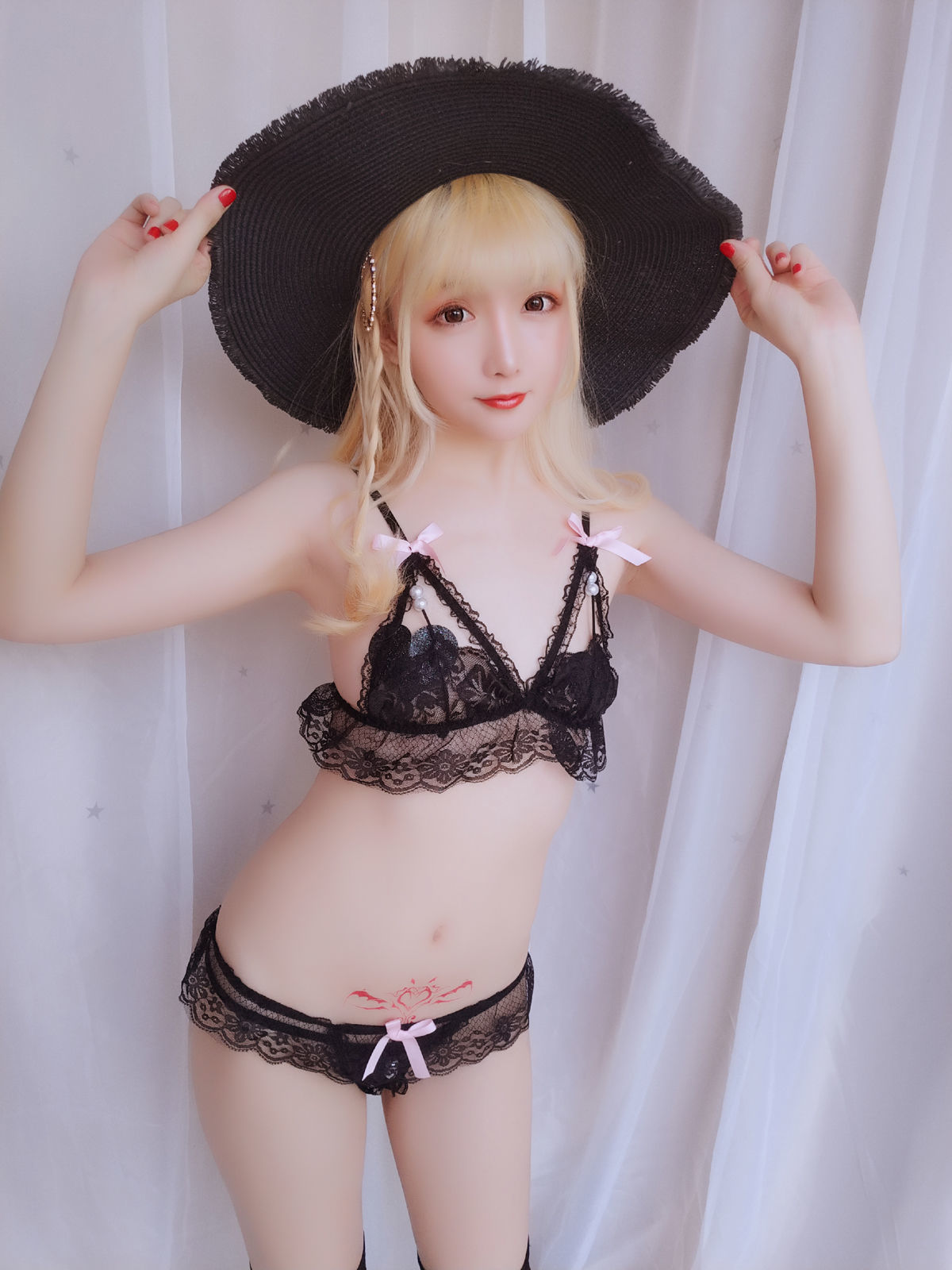 [萝莉COS] 星之迟迟 VOL.06 假日快乐包