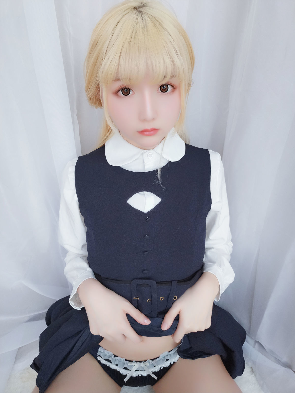 [萝莉COS] 星之迟迟 VOL.06 假日快乐包