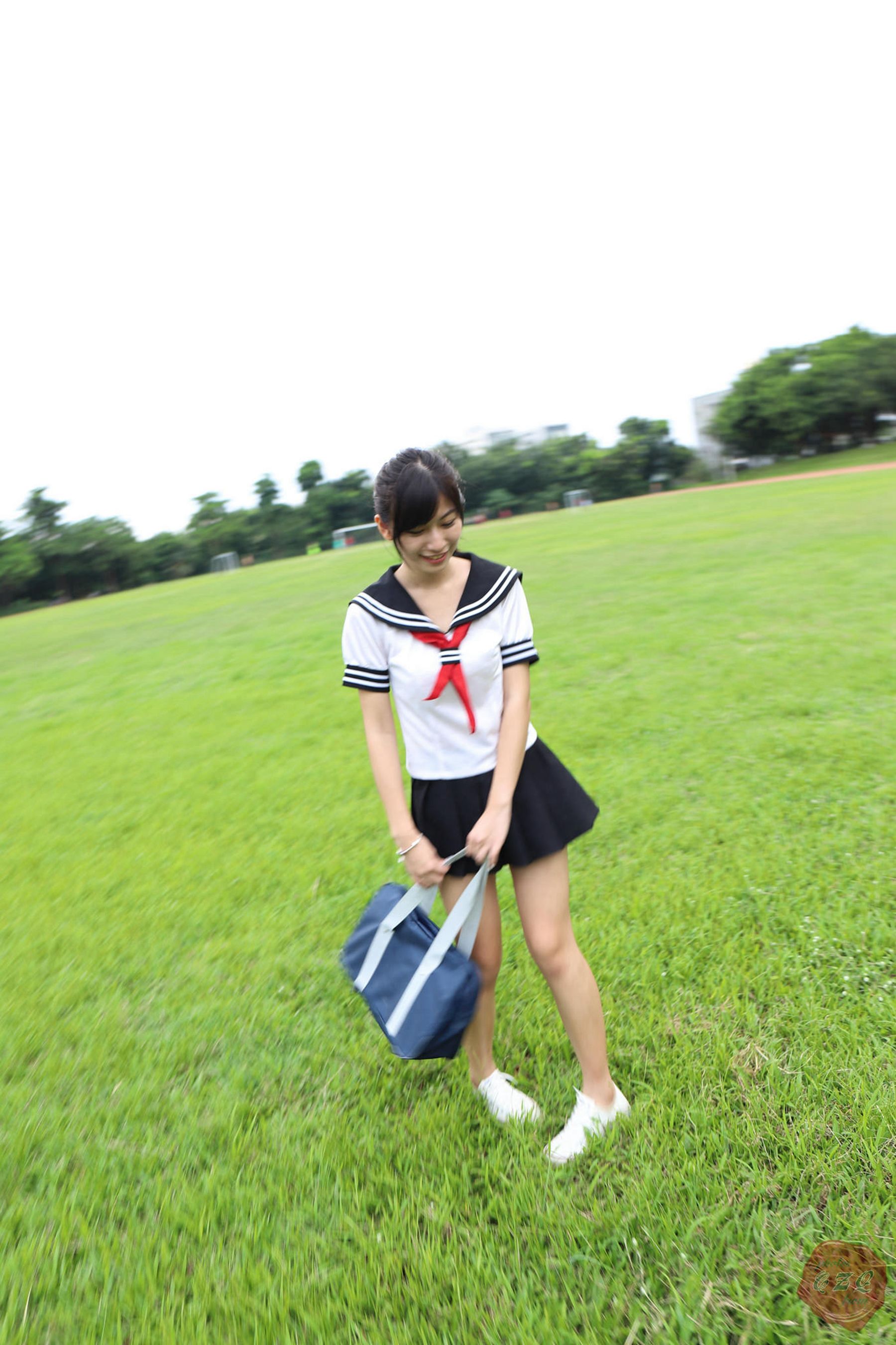 [台湾美女]制服の女生 No.001 林温蒂