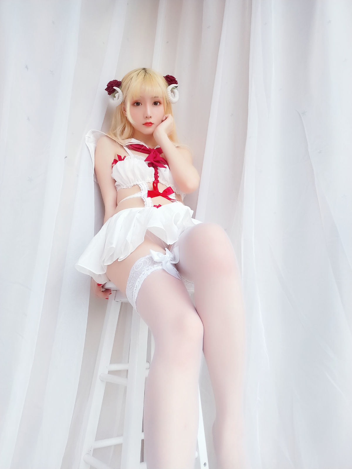 [萝莉COS] 星之迟迟 VOL.08 玫瑰月光包