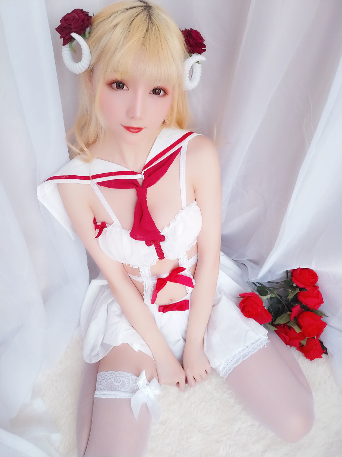 [萝莉COS] 星之迟迟 VOL.08 玫瑰月光包