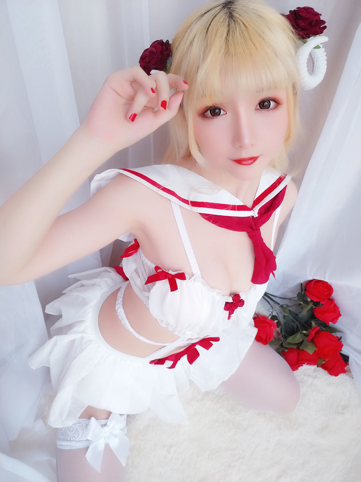 [萝莉COS] 星之迟迟 VOL.08 玫瑰月光包