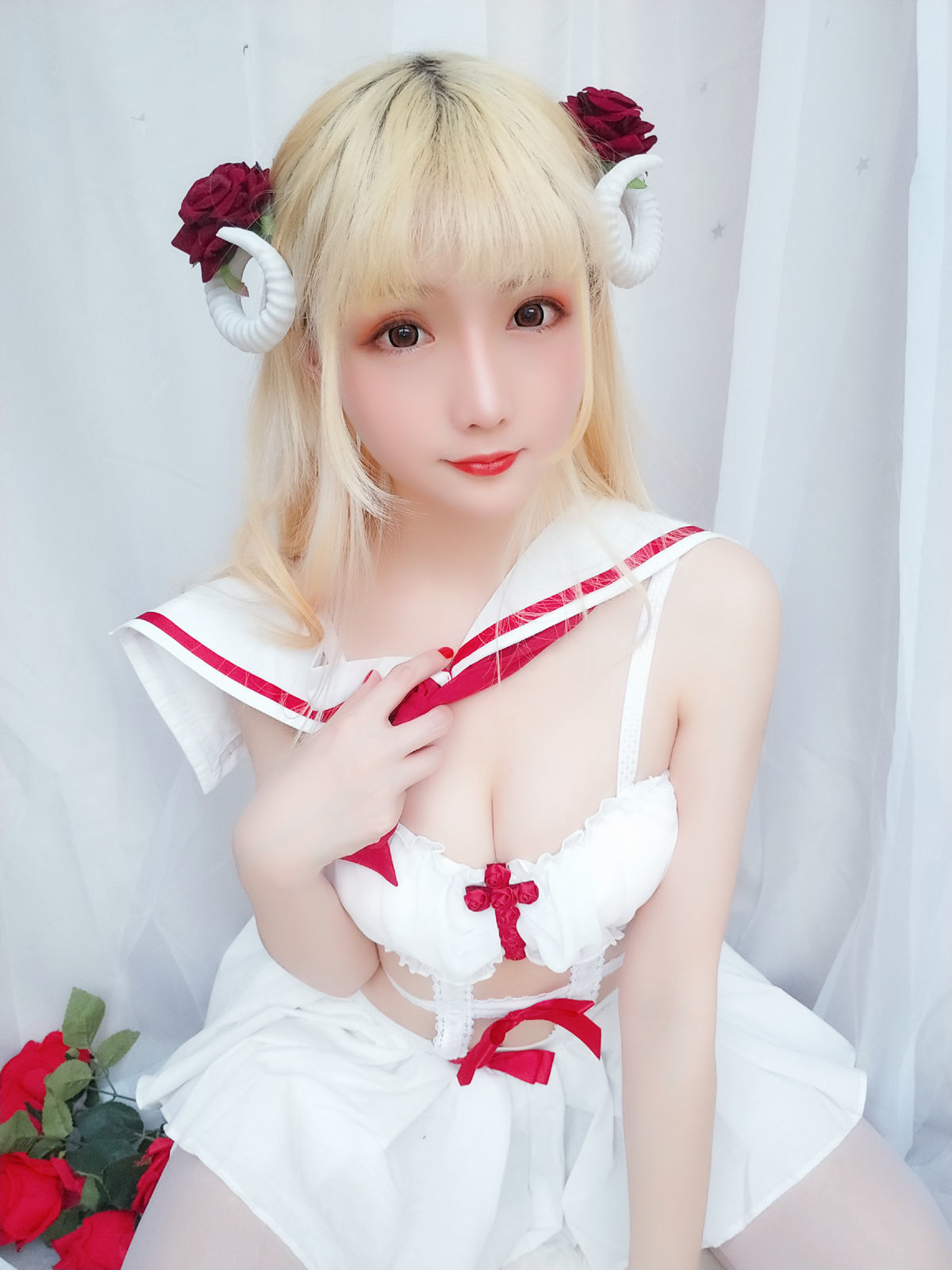 [萝莉COS] 星之迟迟 VOL.08 玫瑰月光包
