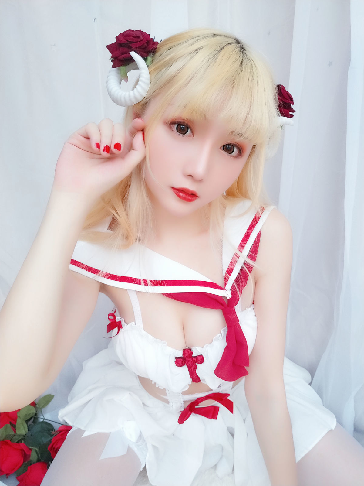 [萝莉COS] 星之迟迟 VOL.08 玫瑰月光包
