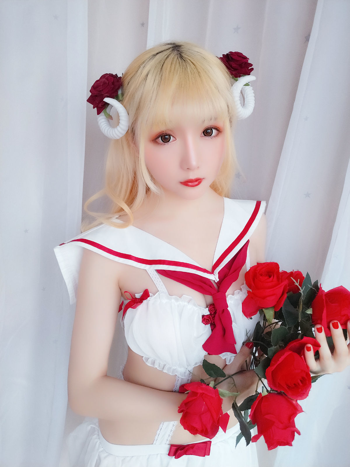 [萝莉COS] 星之迟迟 VOL.08 玫瑰月光包
