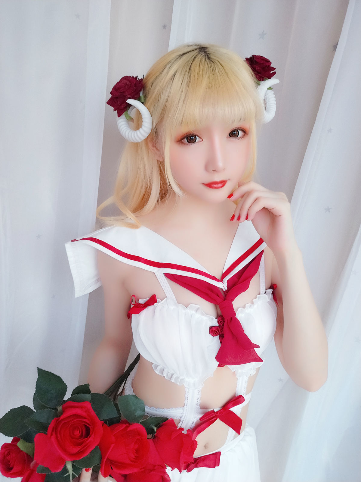 [萝莉COS] 星之迟迟 VOL.08 玫瑰月光包