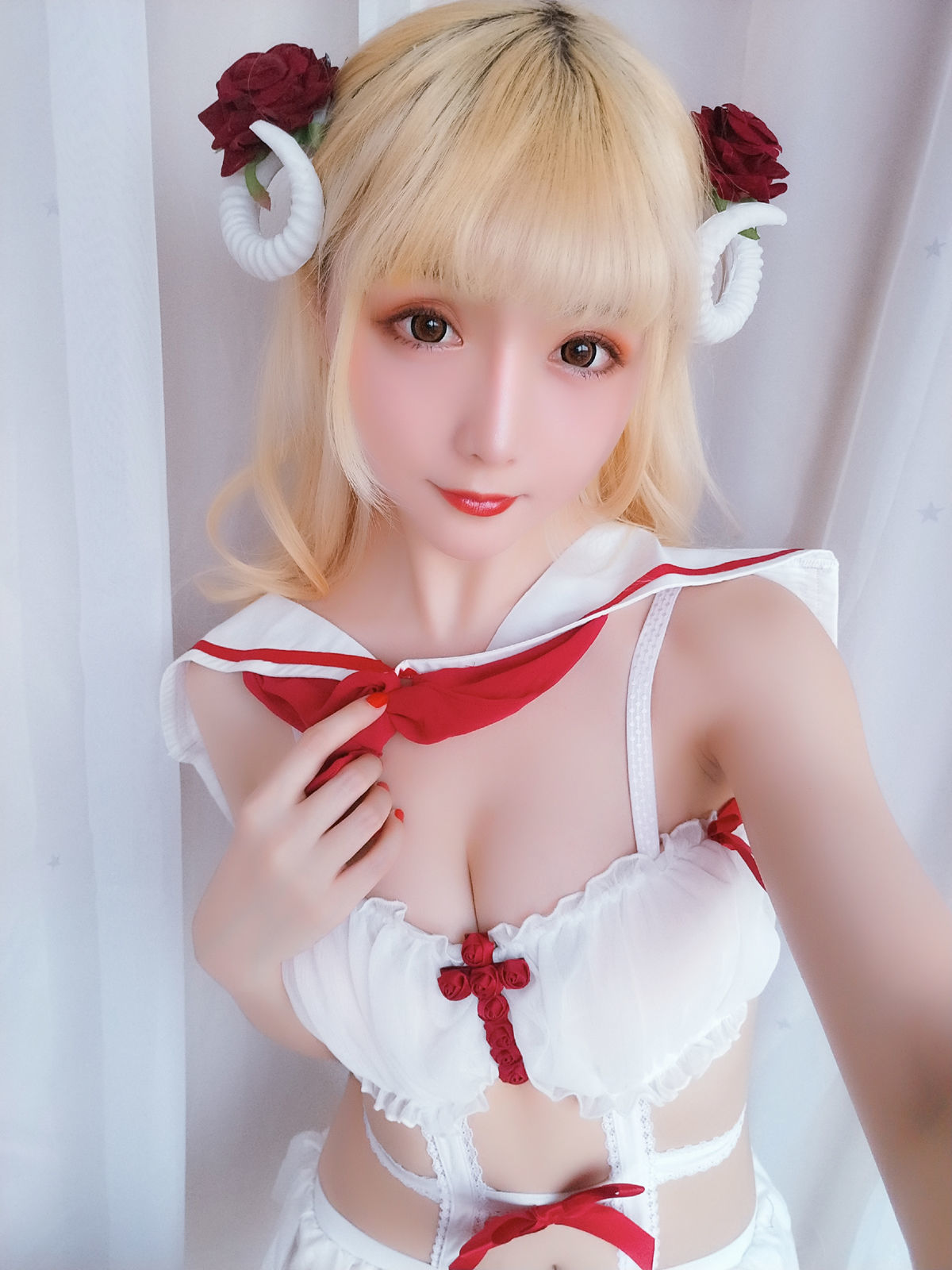 [萝莉COS] 星之迟迟 VOL.08 玫瑰月光包