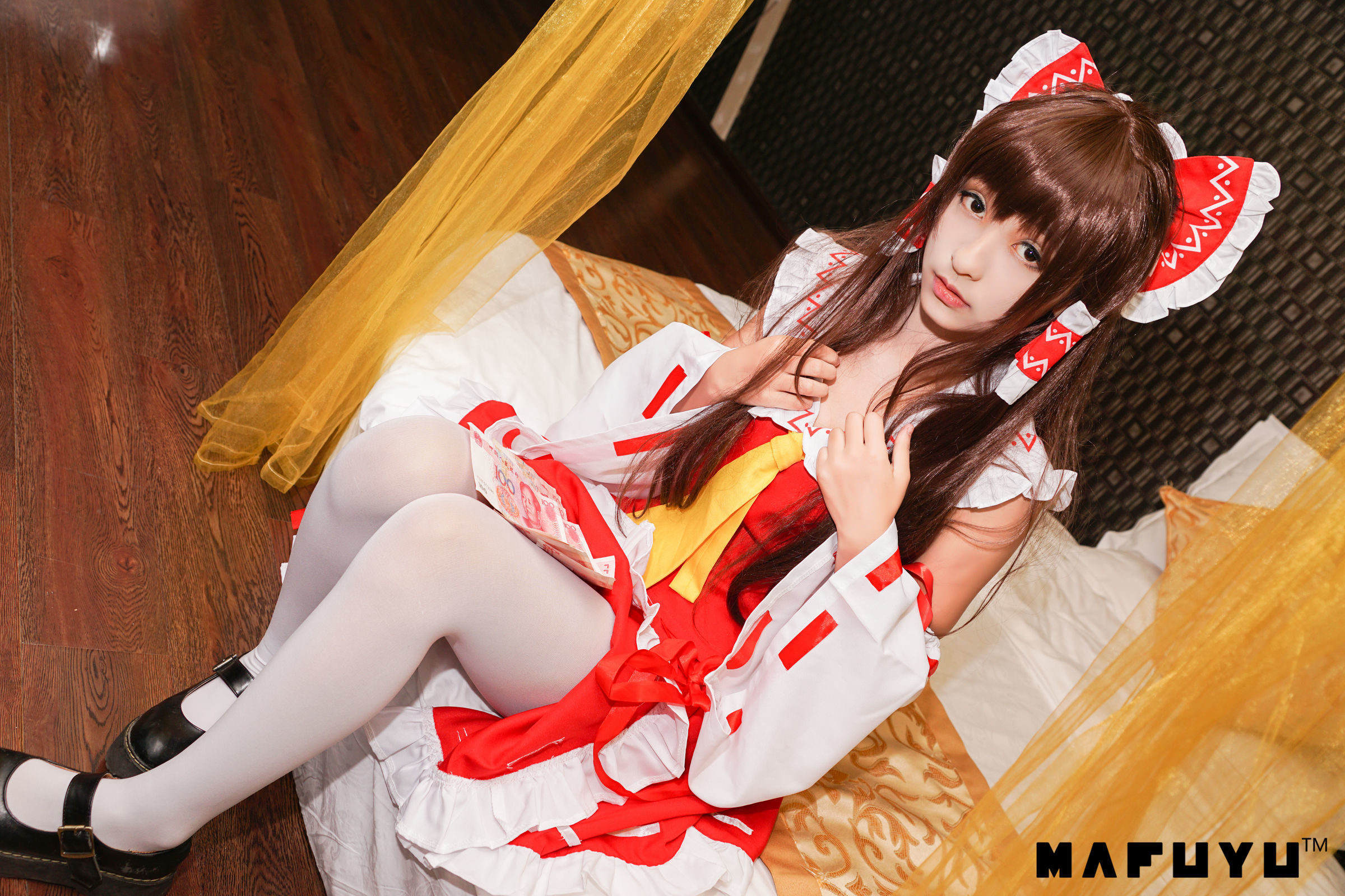 [萝莉COS] 神楽板真冬 COS Reimu猫娘系列套图