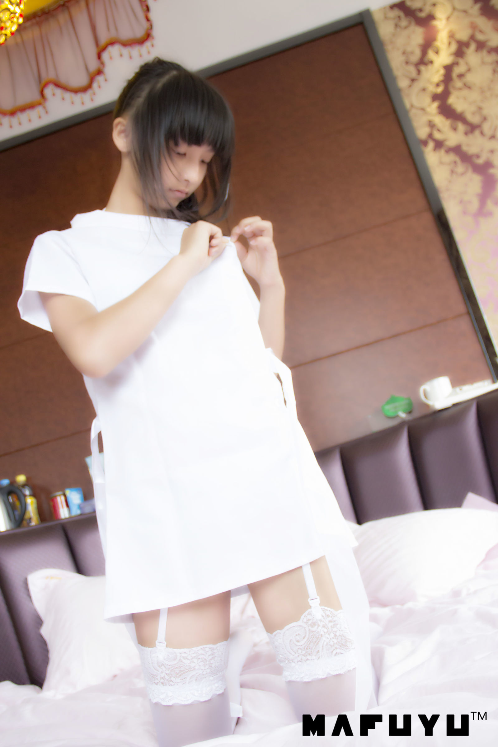 [萝莉COS] 神楽板真冬 护士系列套图