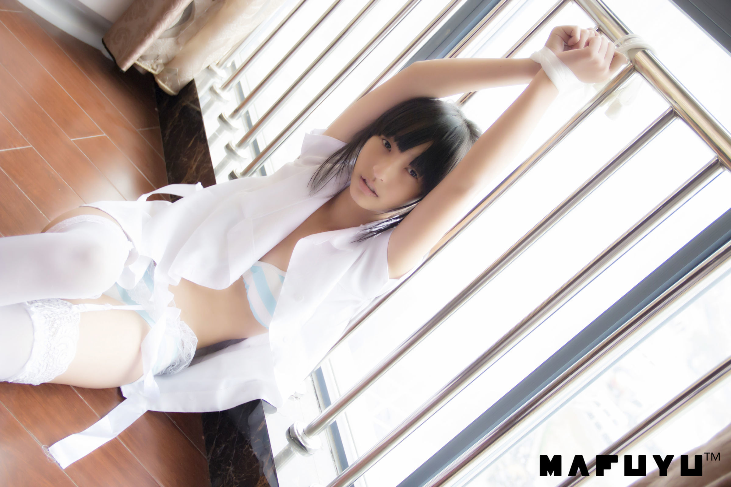 [萝莉COS] 神楽板真冬 护士系列套图