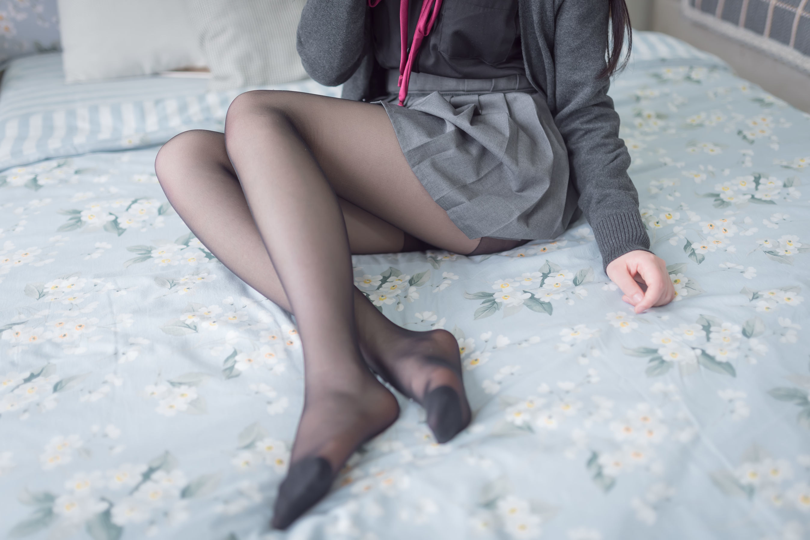 [萝莉COS] 雪琪 - JK黑丝