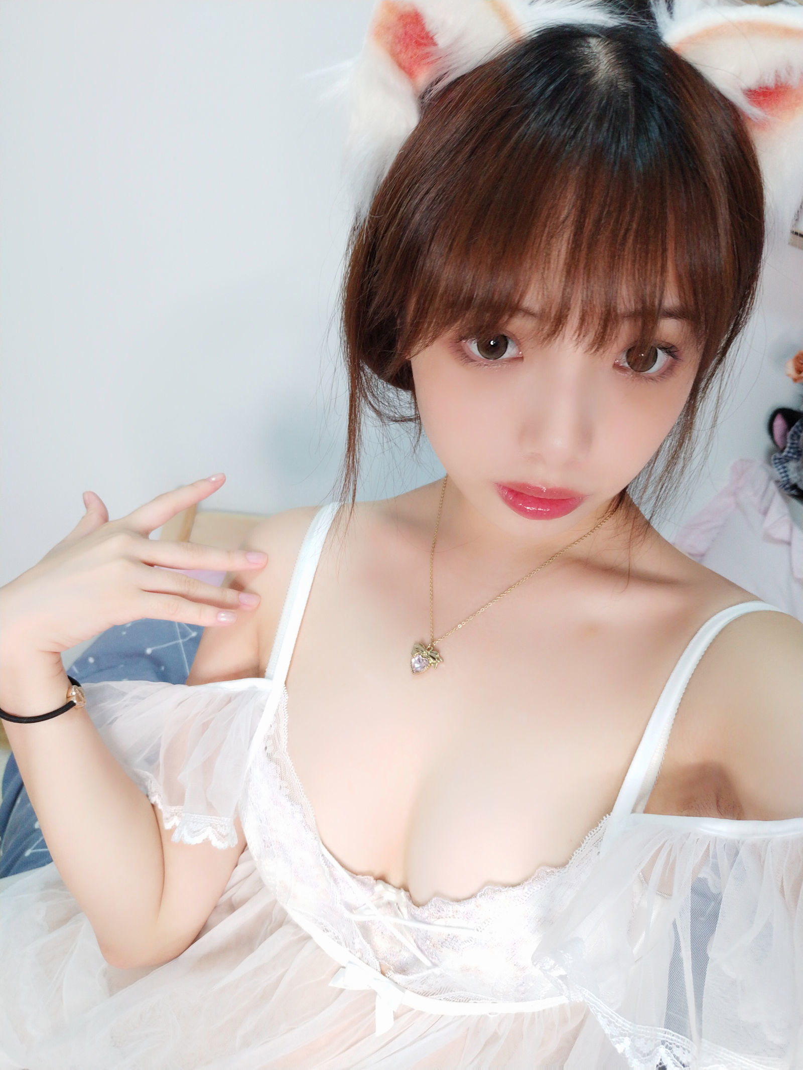 [萝莉COS] 雯妹 - 自拍本（1号本）白猫