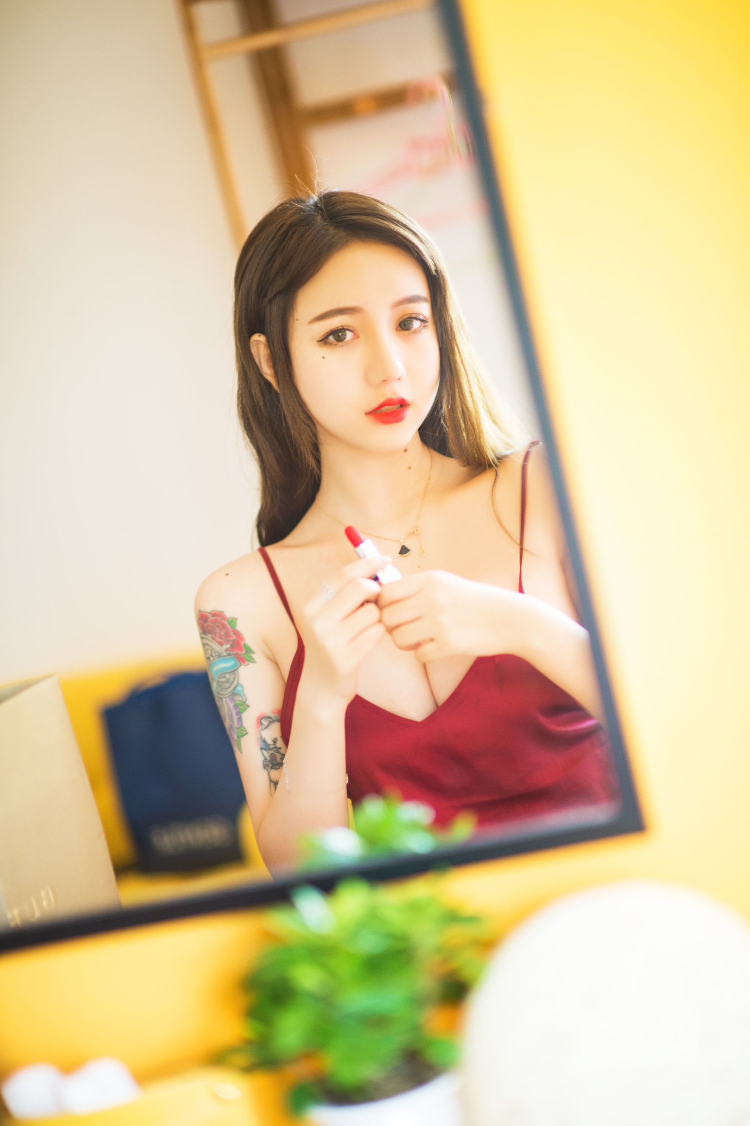 [萝莉COS] 洛丽塔大哥 - 吊带睡衣