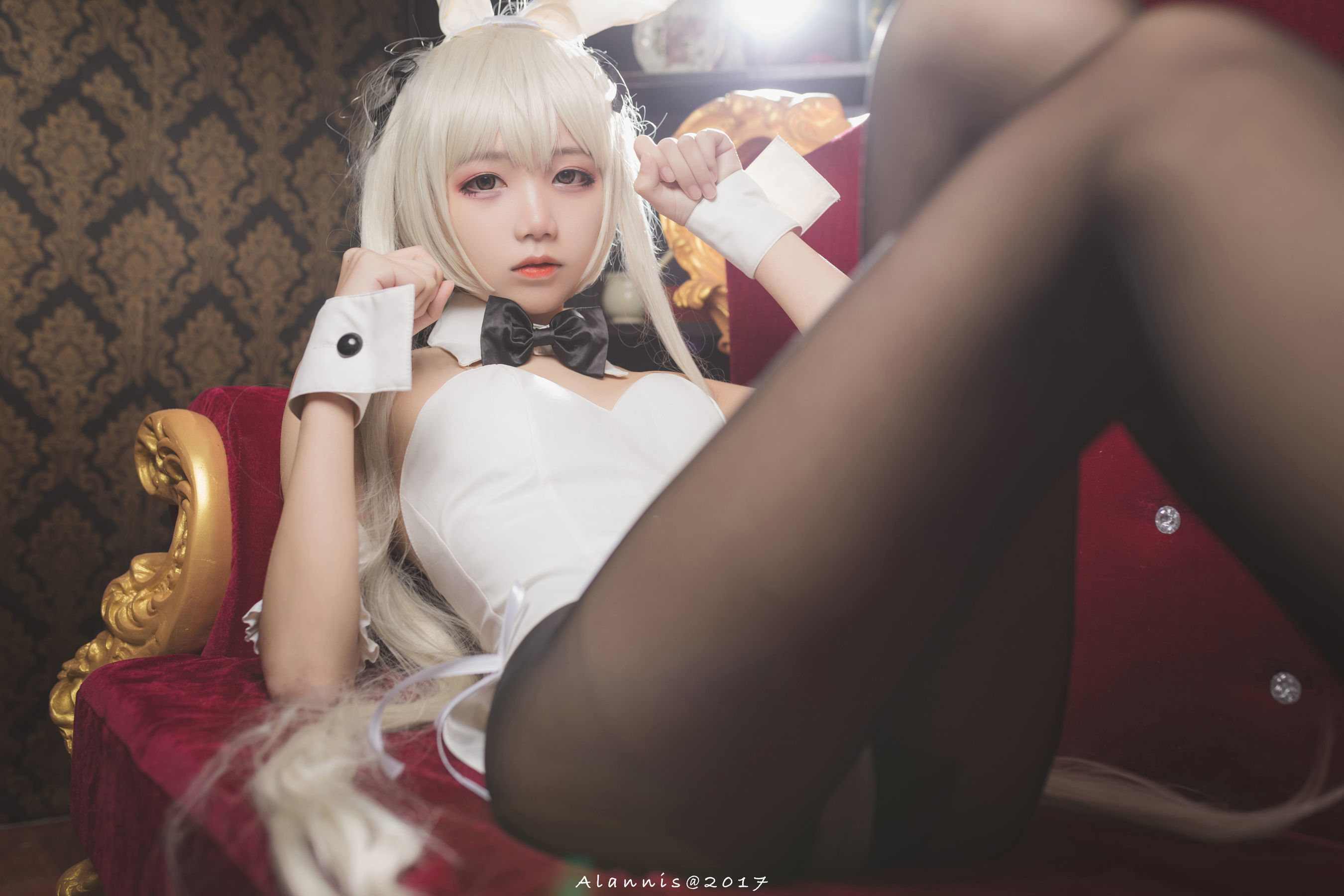 [萝莉COS] 清纯少女五更百鬼 - 兔女郎+白丝美腿