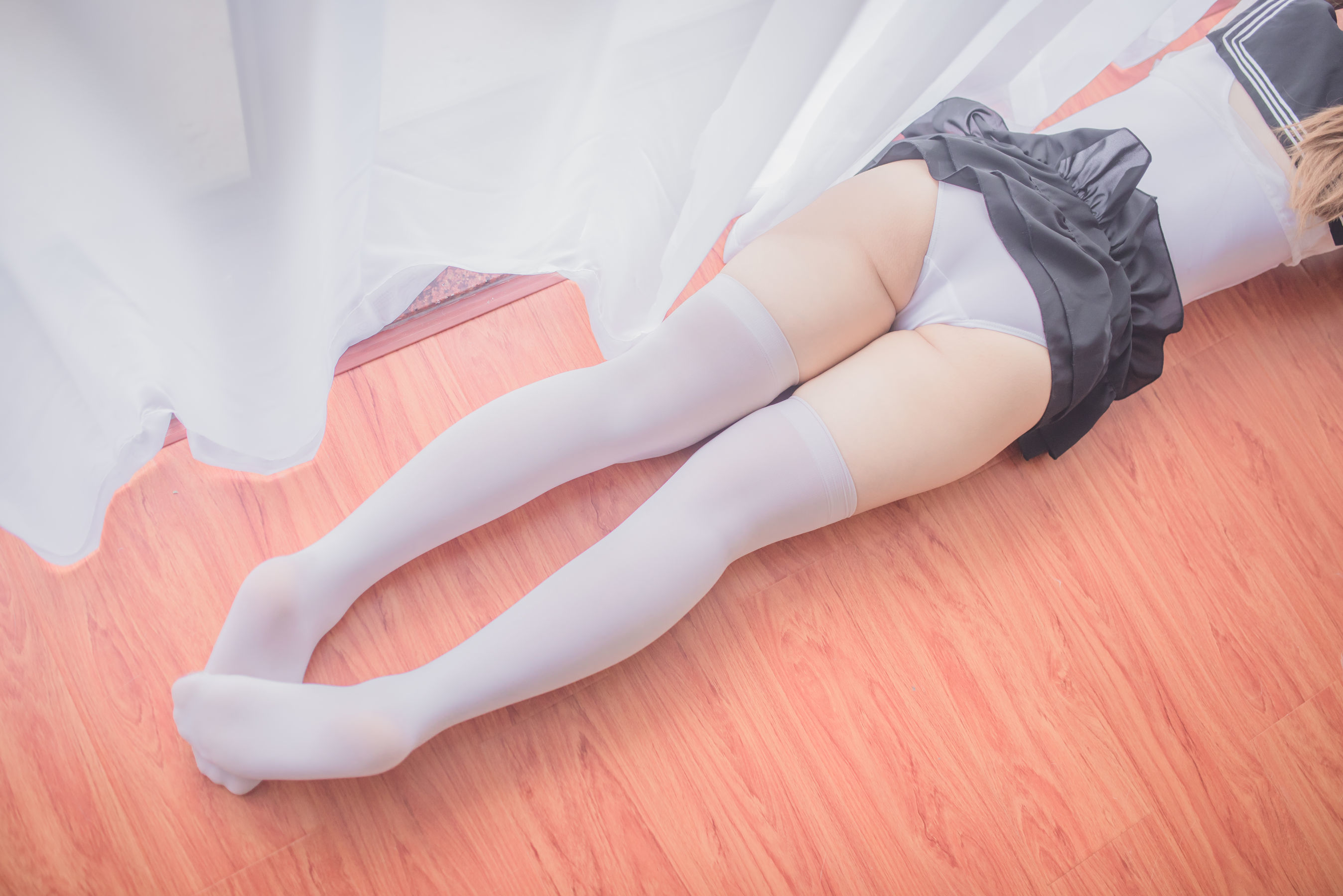 [萝莉COS] 白金Saki - 学生服
